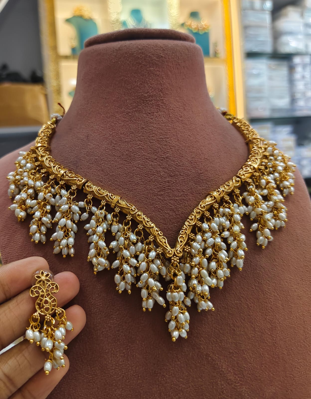 Arohita Necklace Set Gehnacollections