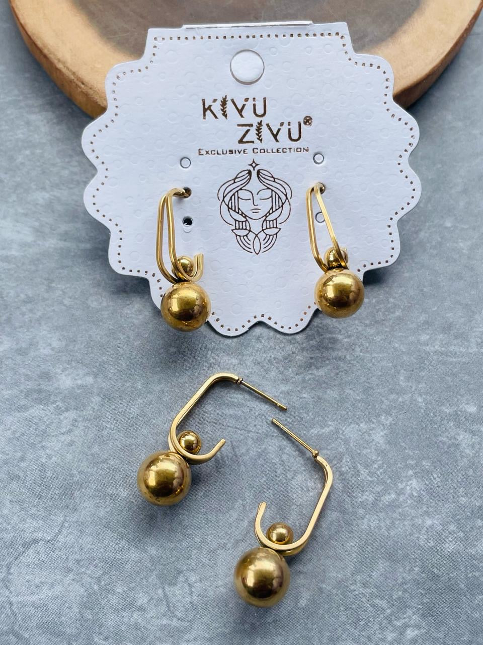 PEARL DROP STUDS Gehnacollections