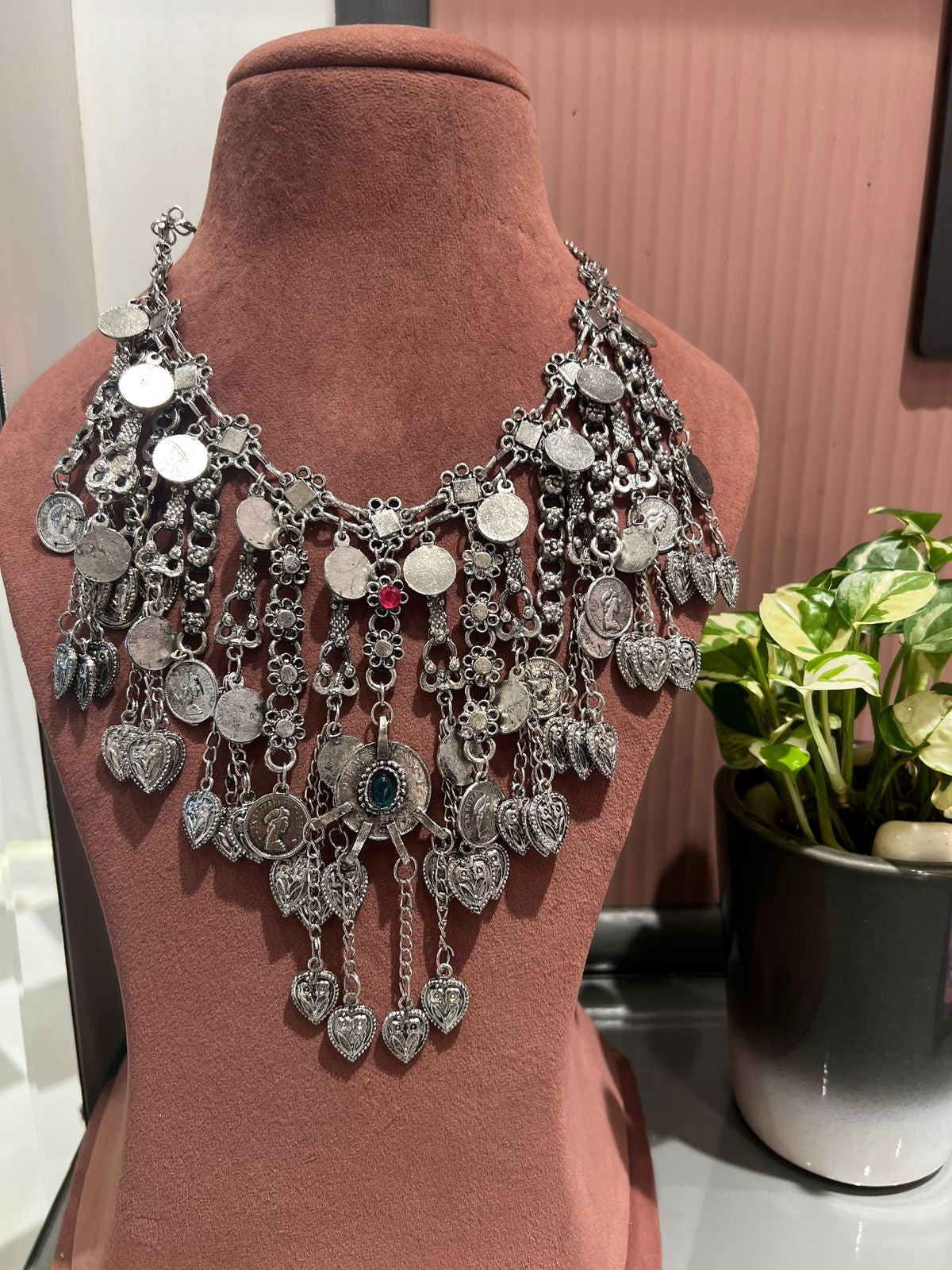 Aabheri Necklace Gehnacollections