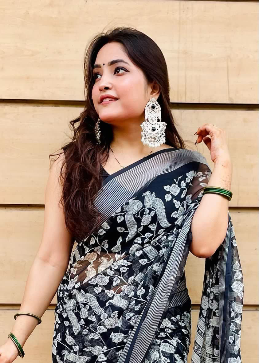 MEERA CHANDBALI Gehnacollections