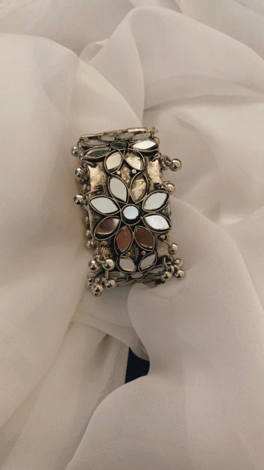 BIRA SEESH KADA Gehnacollections