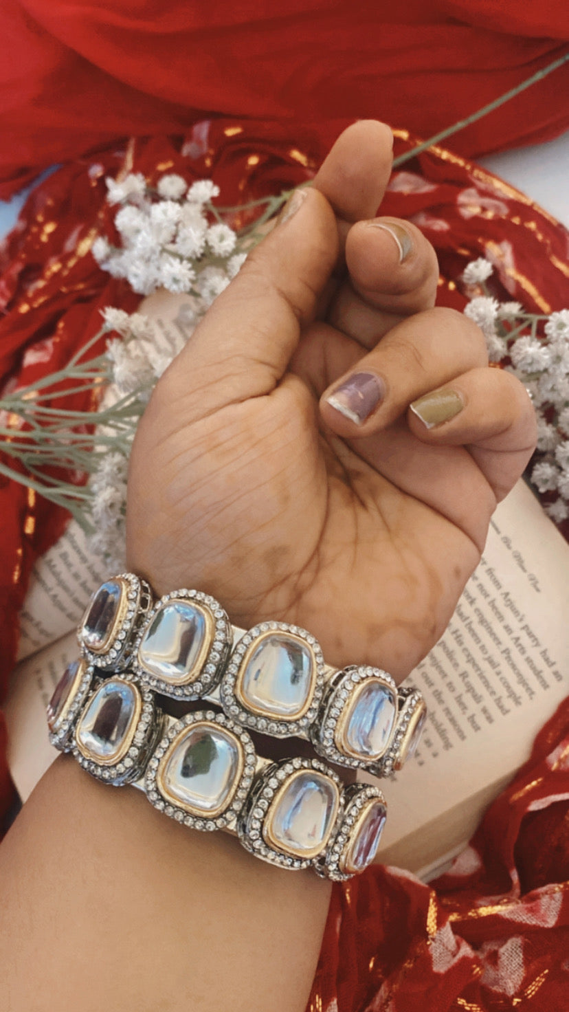 KSHITIZA POLKI REPLICA KADA Gehnacollections