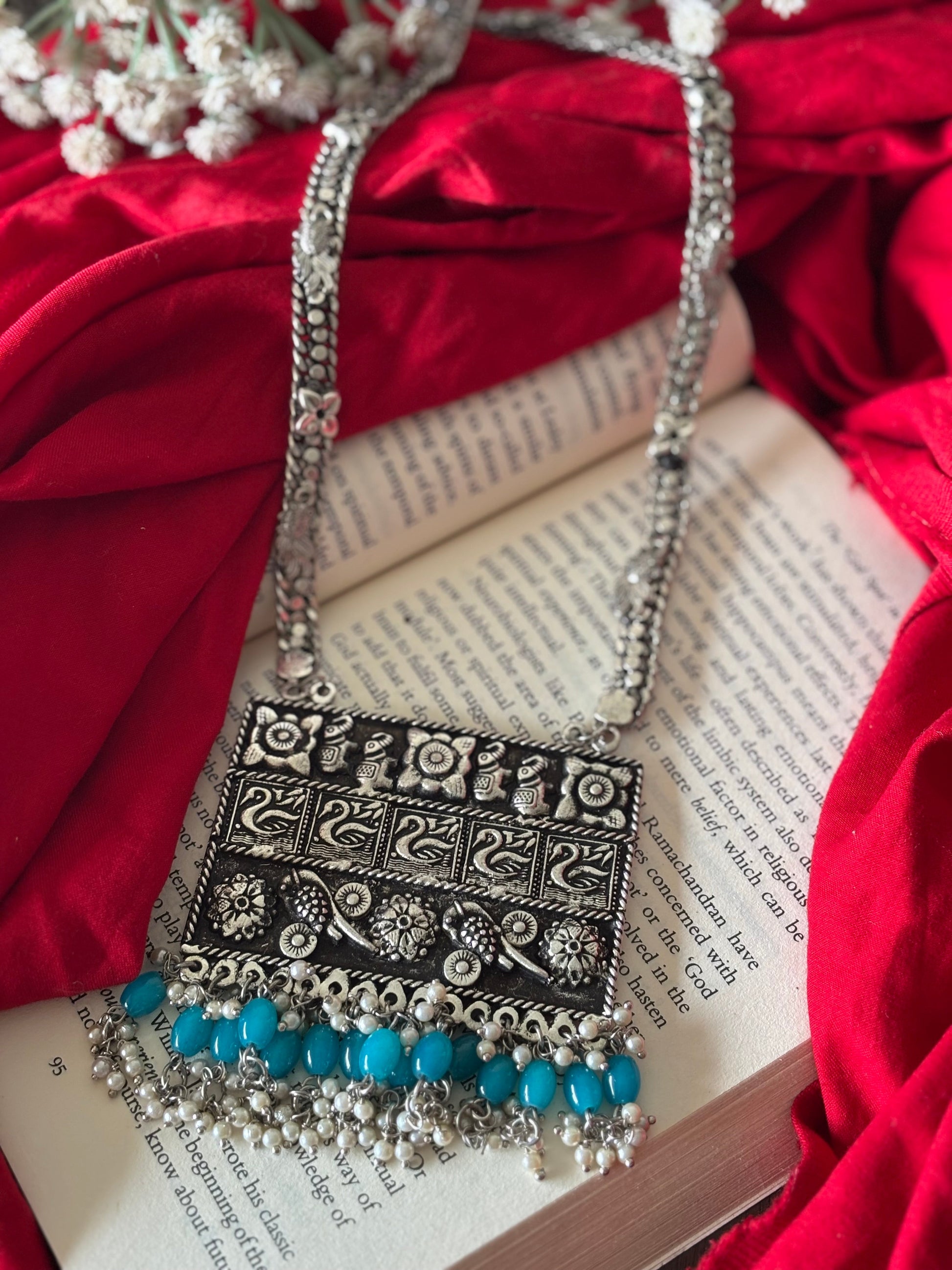 LONG NECKLACE Gehnacollections