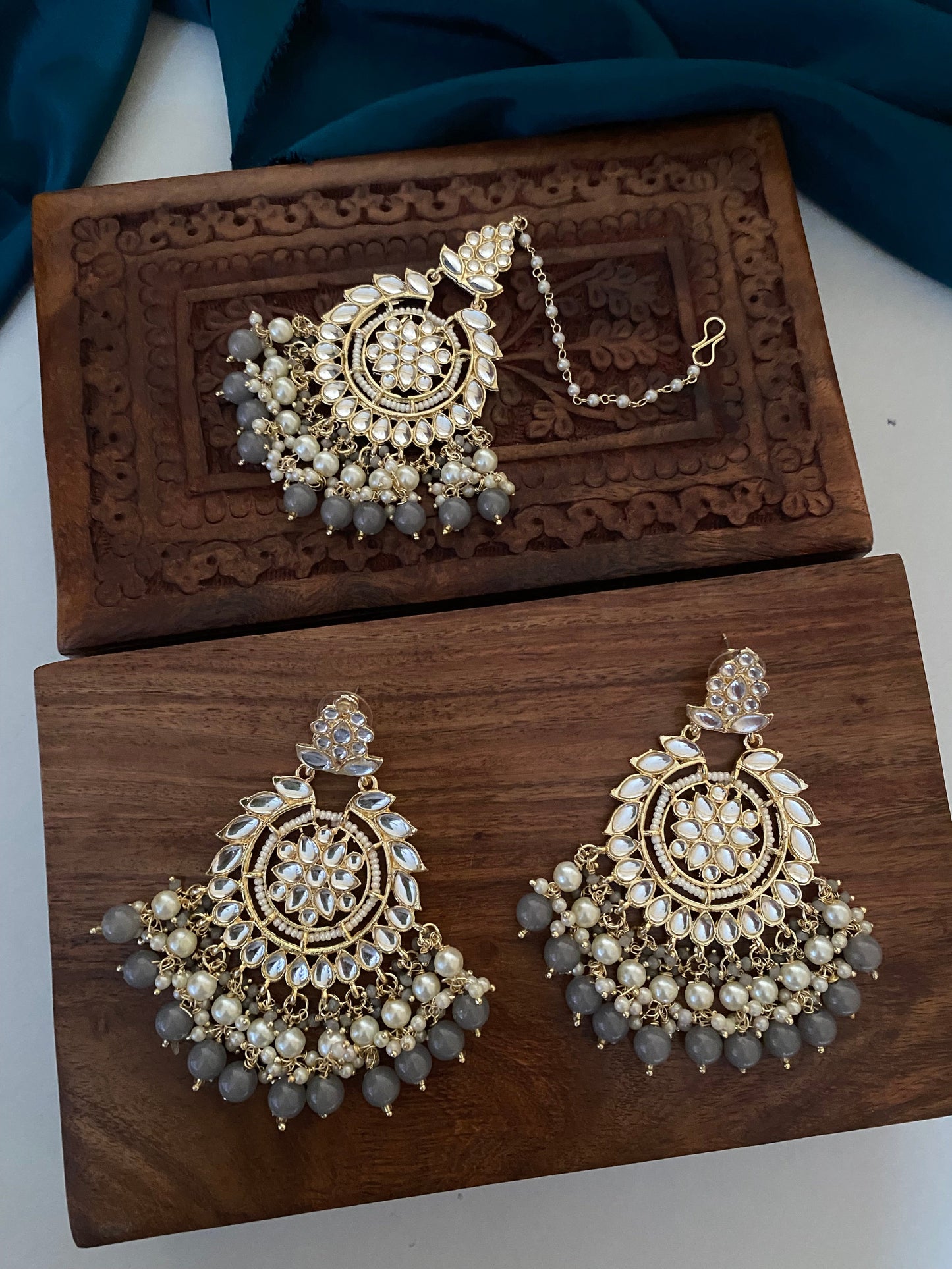 SEERAT CHANDBALI AND MAANGTIKA Gehnacollections