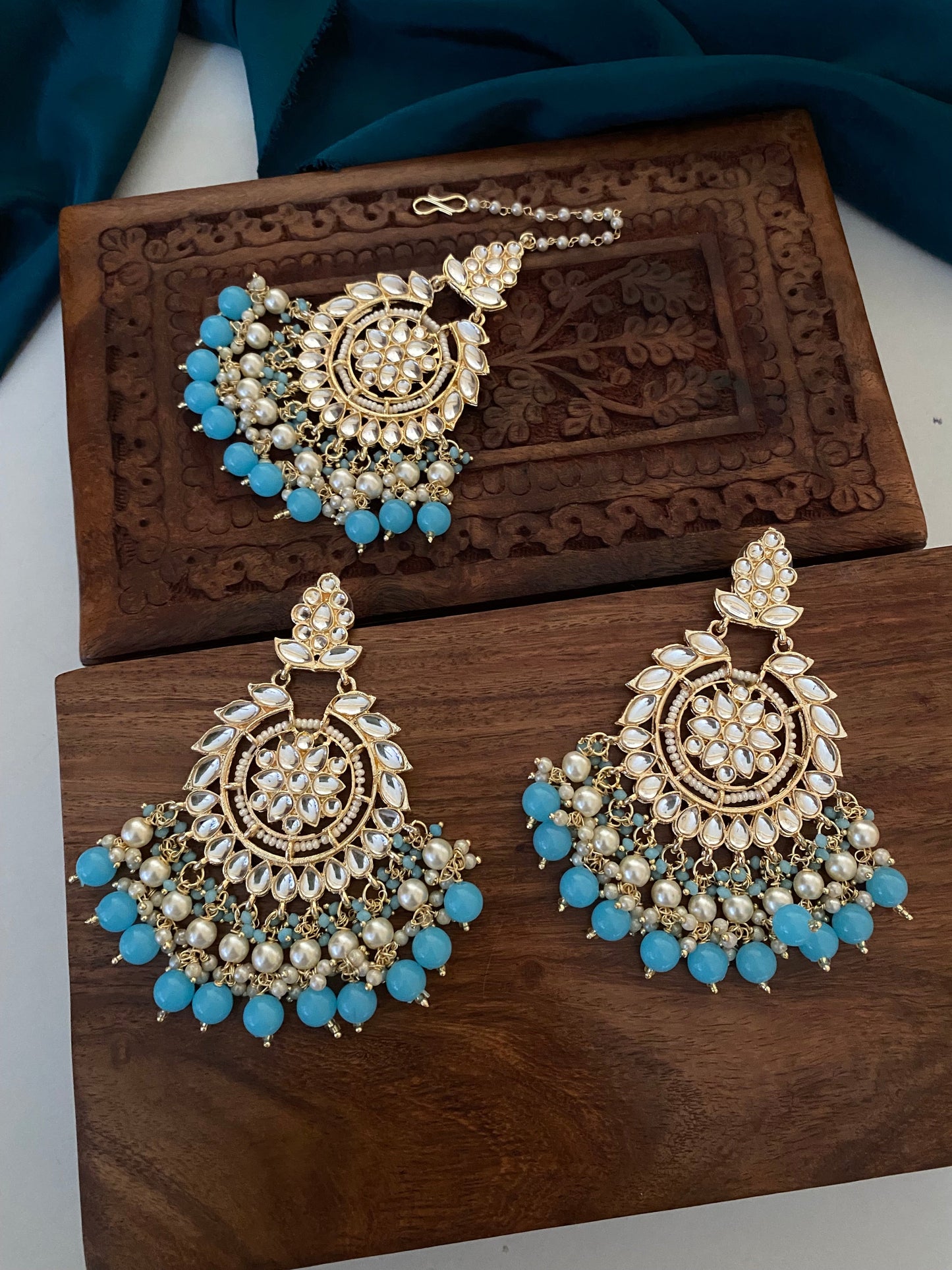 SEERAT CHANDBALI AND MAANGTIKA Gehnacollections