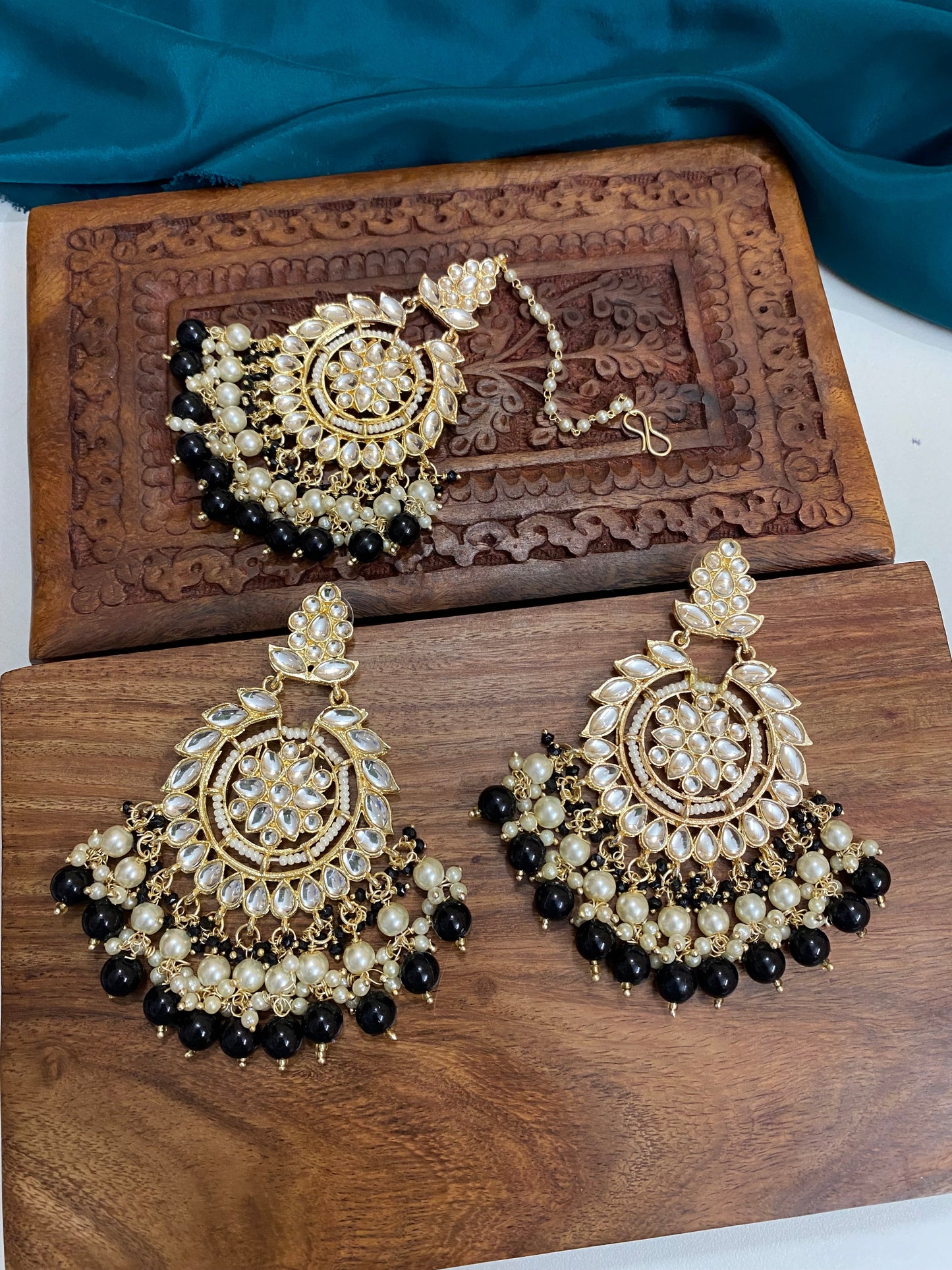 SEERAT CHANDBALI AND MAANGTIKA Gehnacollections