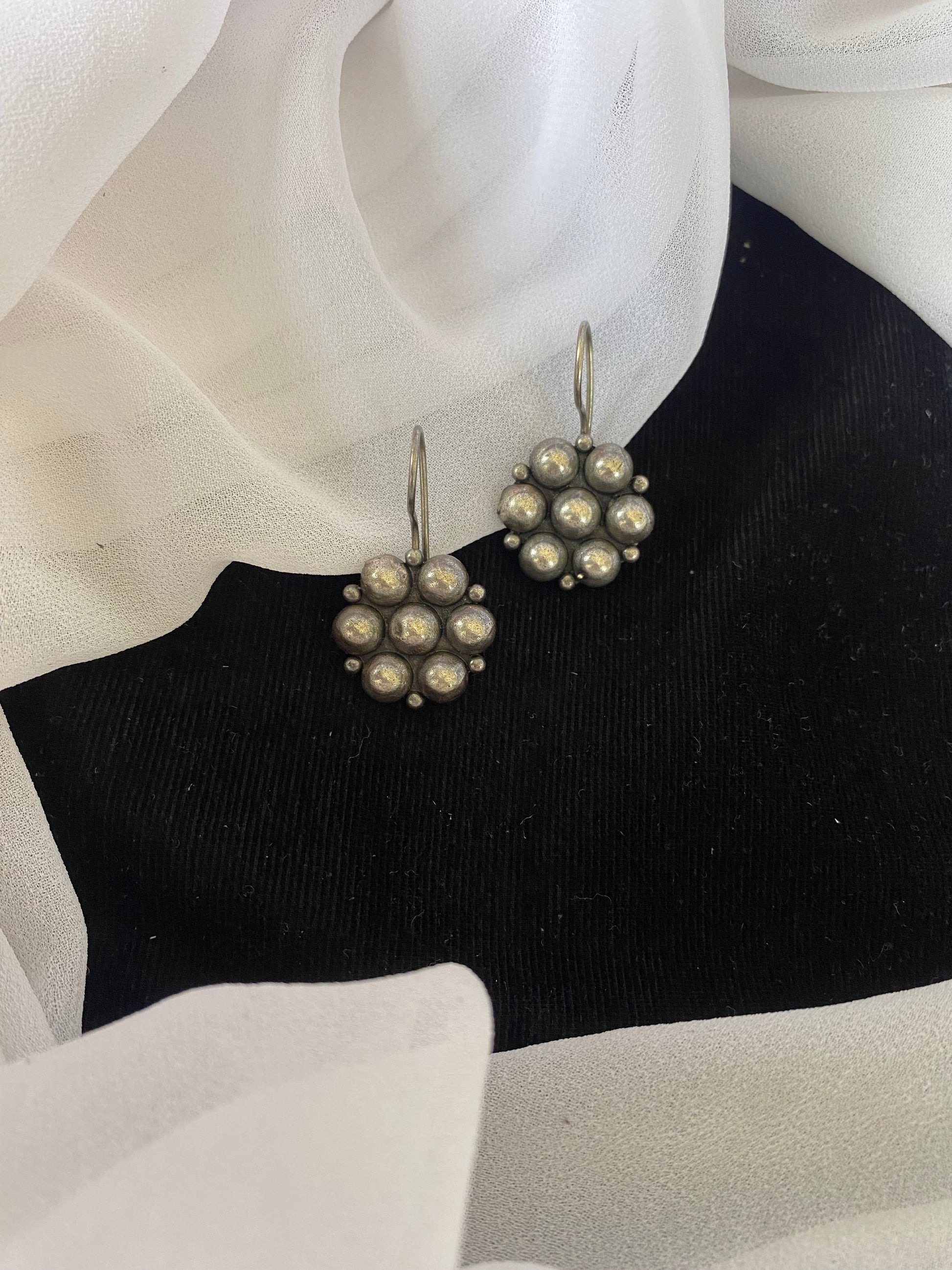 AMAAYA EARRINGS Gehnacollections