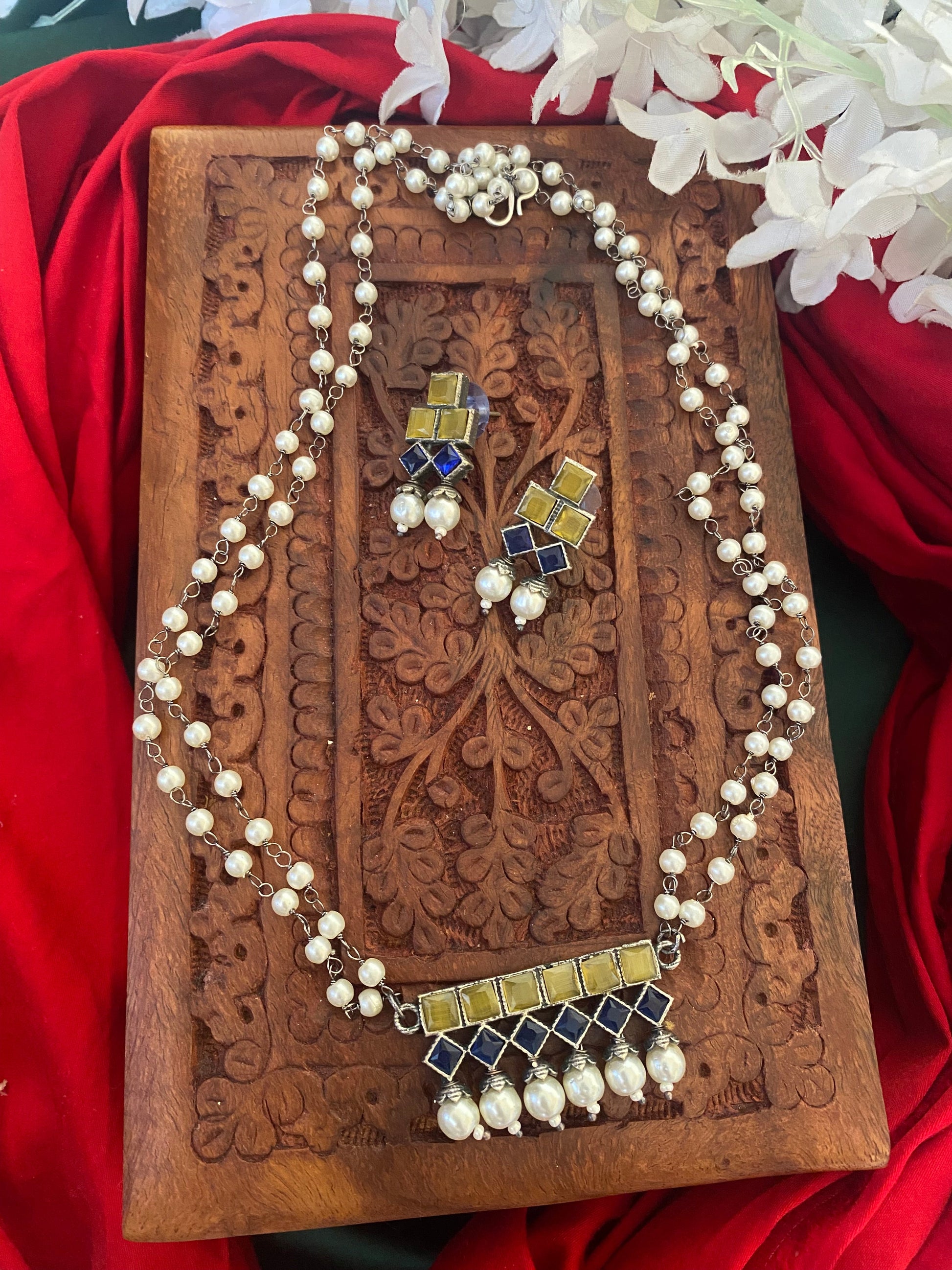 AKIRA MANGALSUTRA SET Gehnacollections