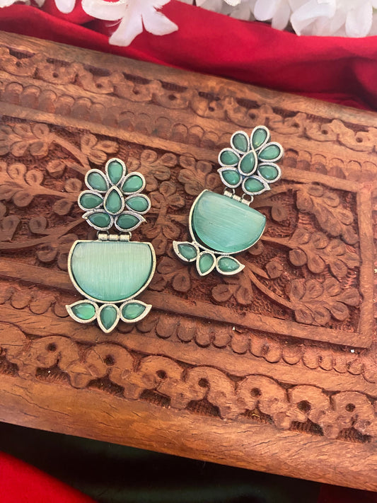 ARYA STUDS Gehnacollections