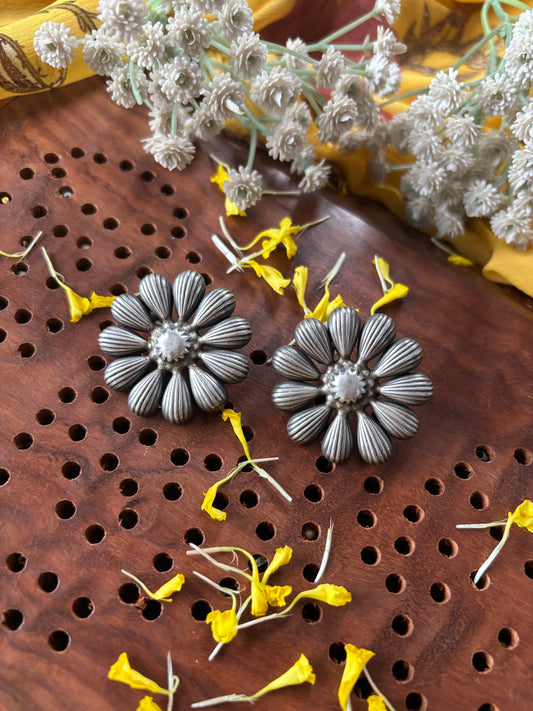 Marie Studs Gehnacollections