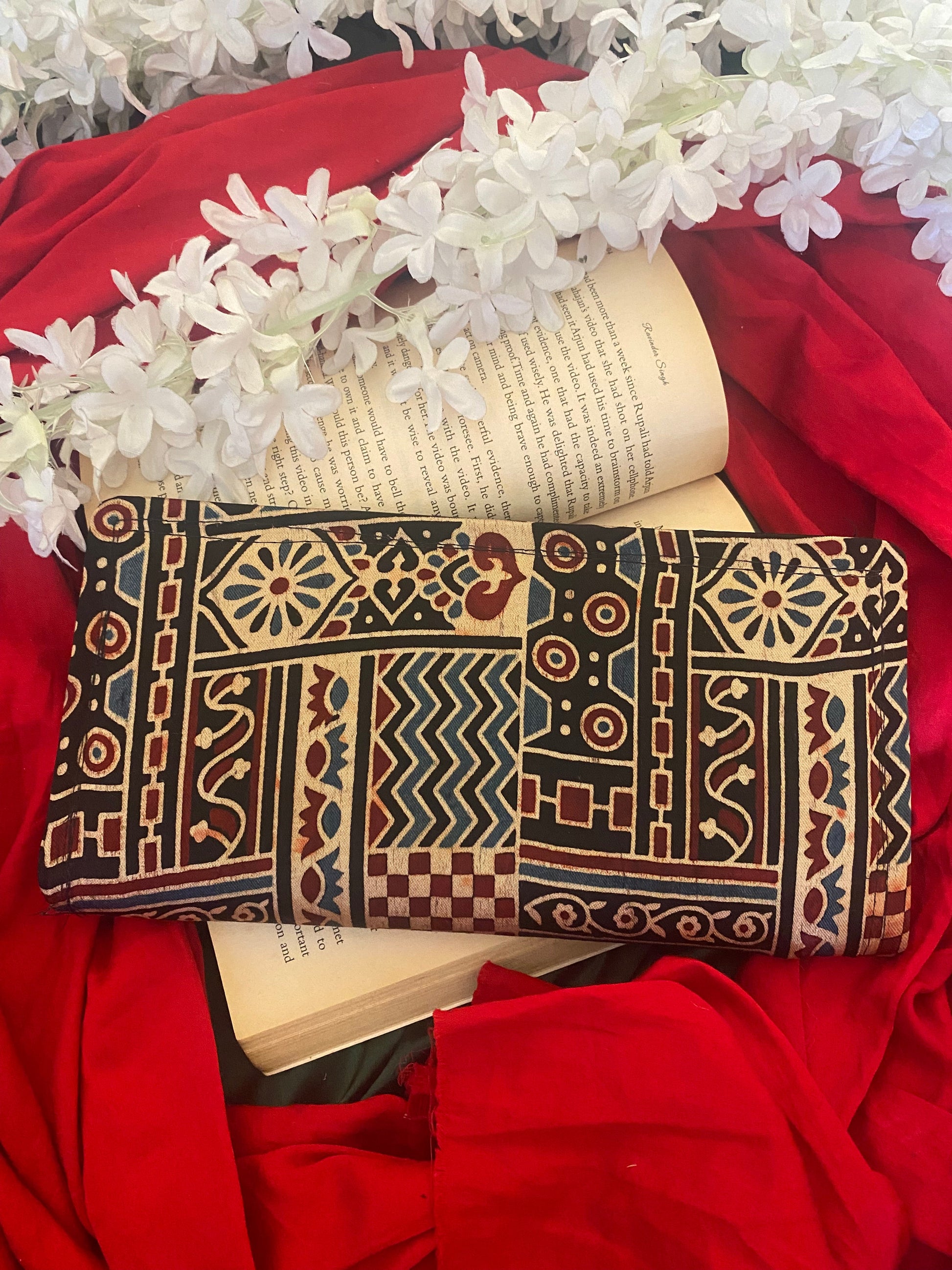 AJRAKH PRINT PURSE Gehnacollections