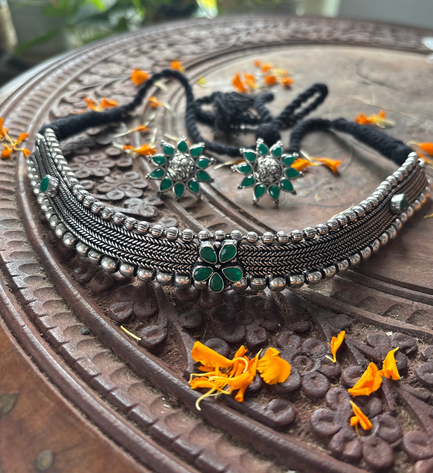 STONE CHOKER SET Gehnacollections