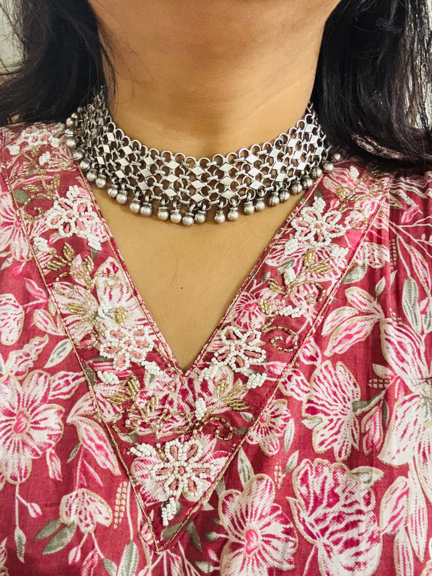 RITVIKA CHOKER Gehnacollections