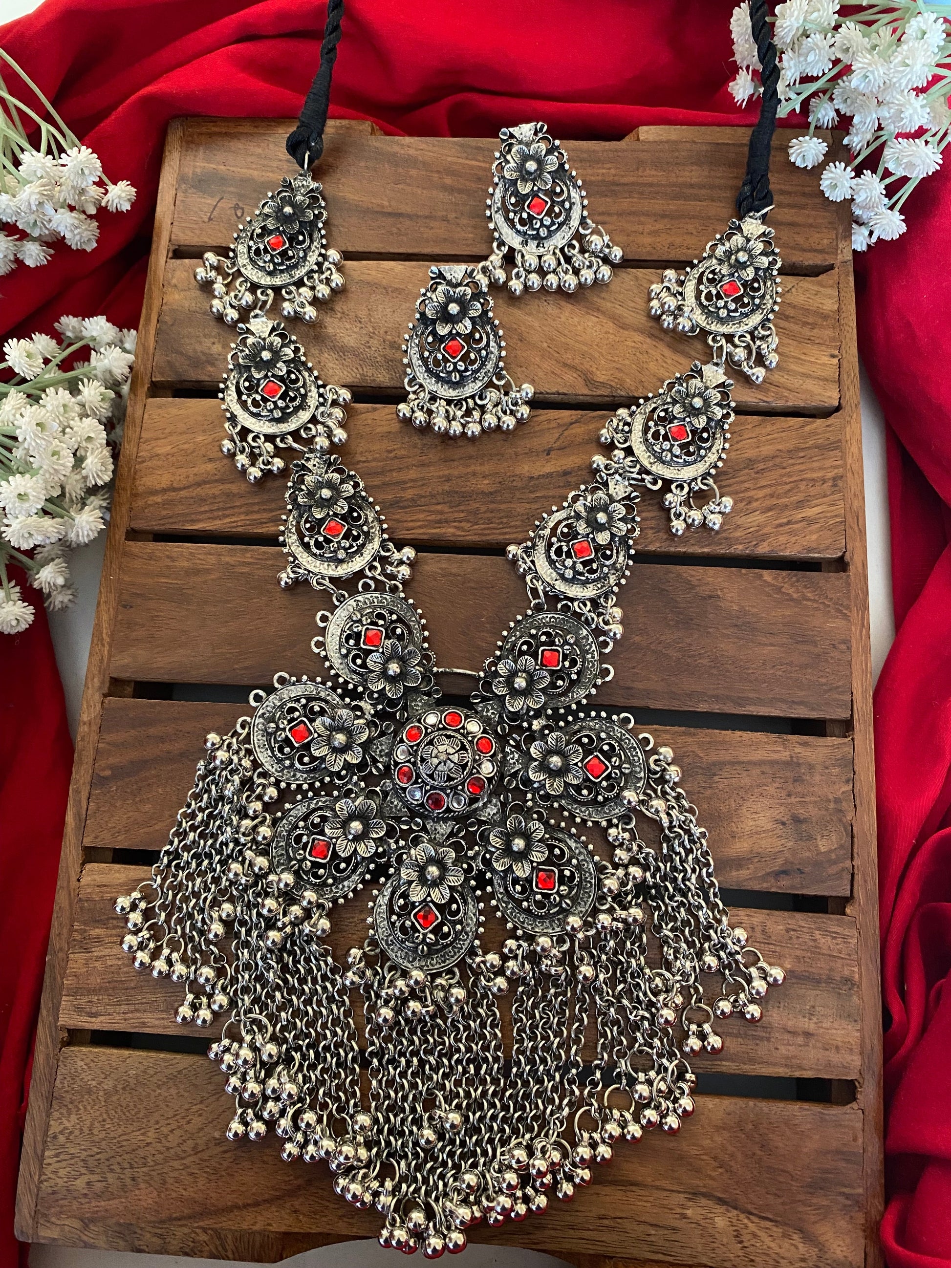 PHULWARA LONG NECKLACE SET Gehnacollections