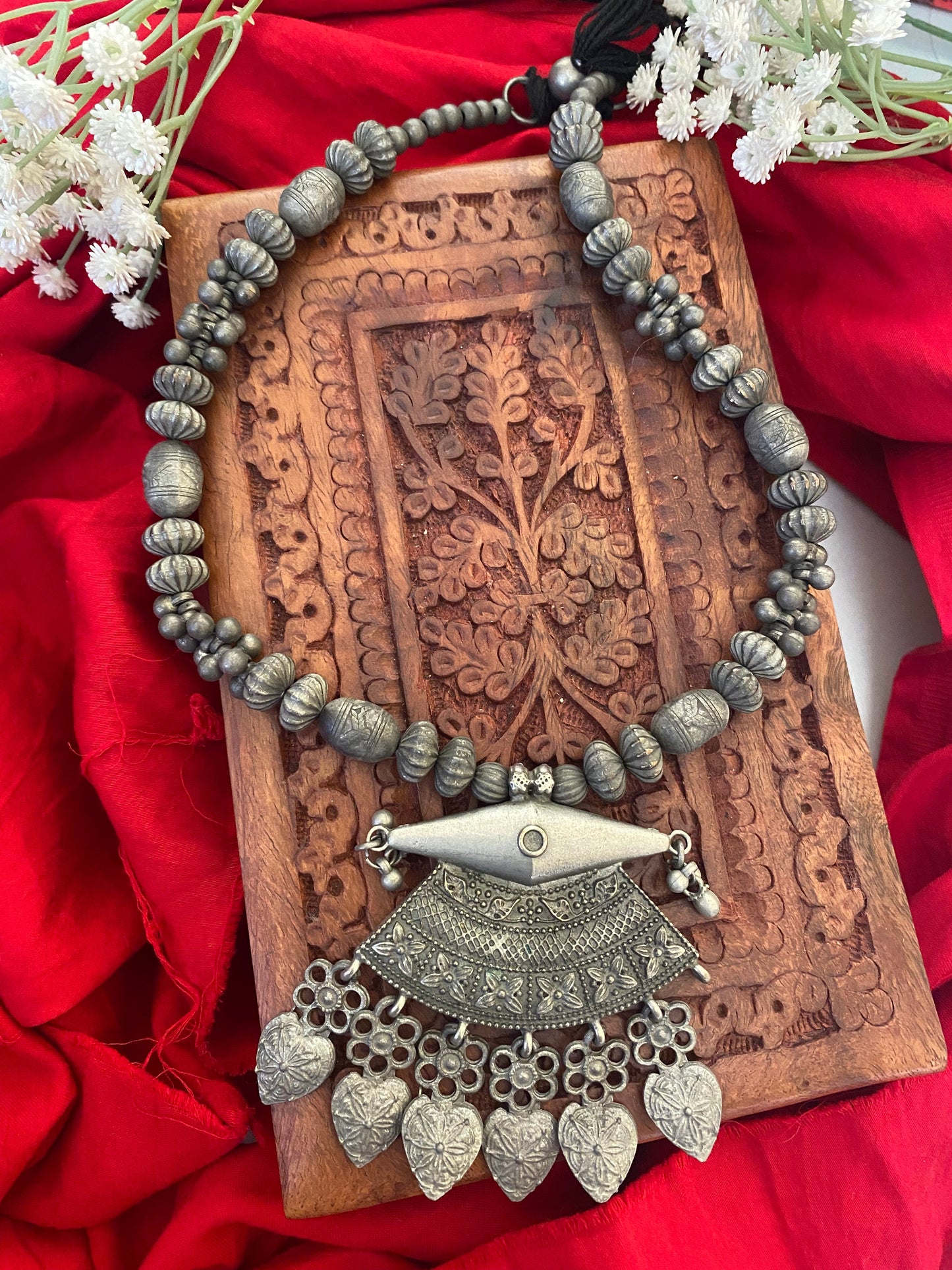 SHITIJA LONG NECKLACE Gehnacollections