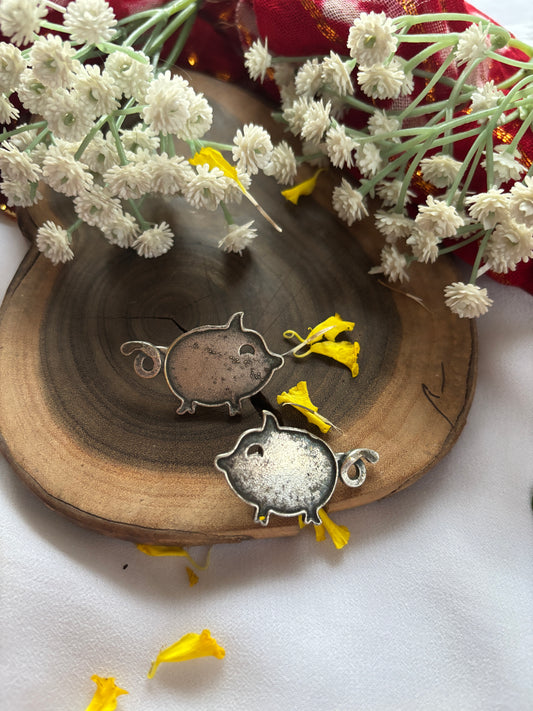 Pig Studs Gehnacollections