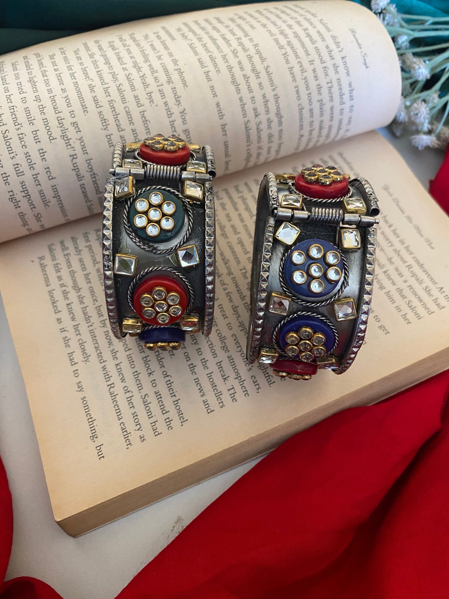 TANI KUNDAN KADA Gehnacollections