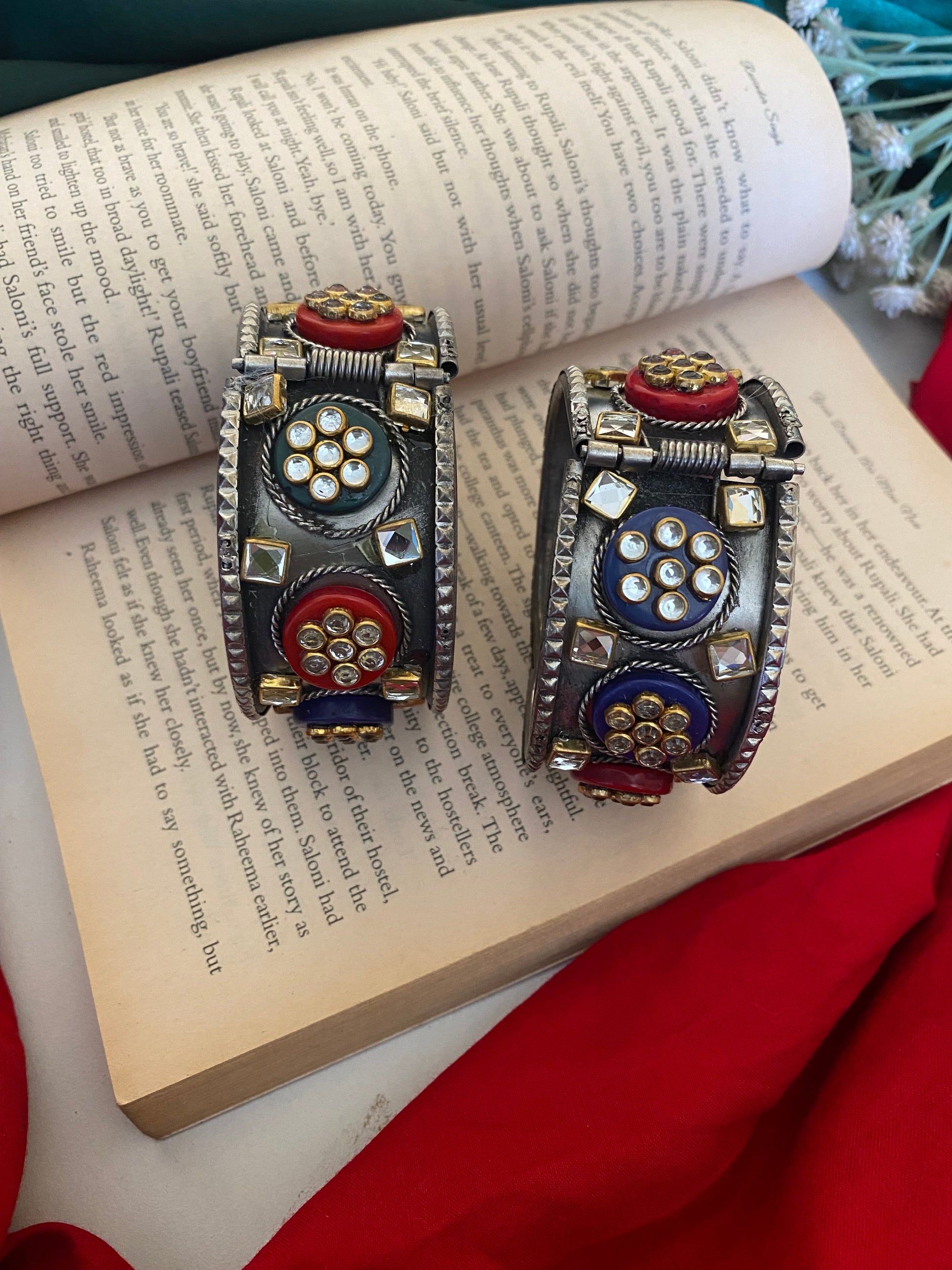 TANI KUNDAN KADA Gehnacollections