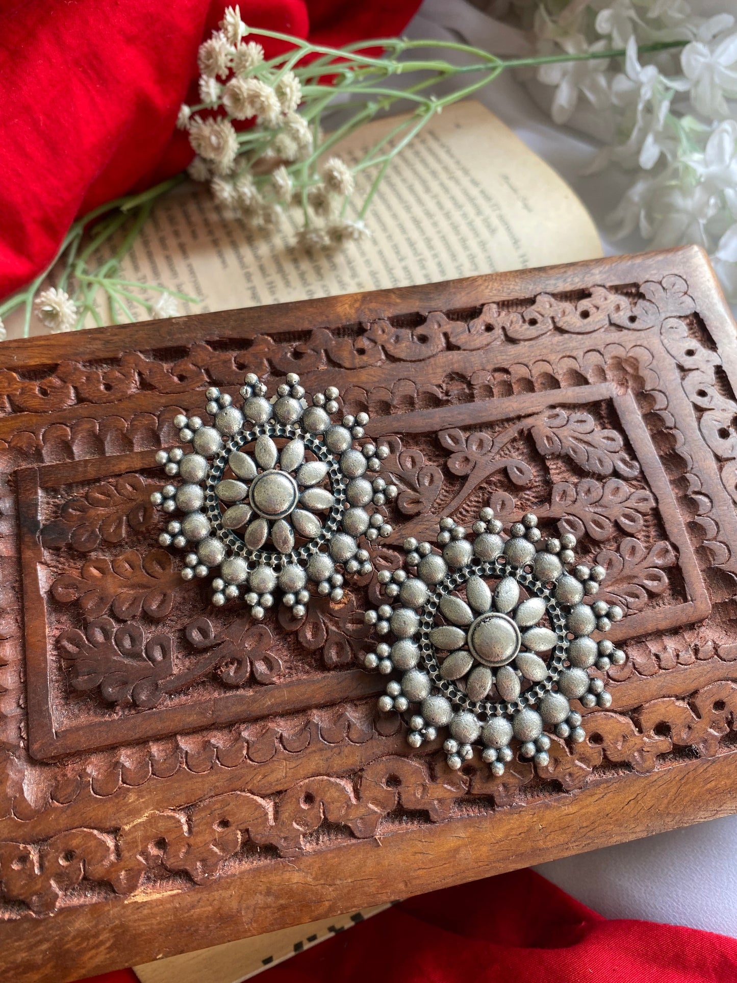 SANIA STUDS Gehnacollections