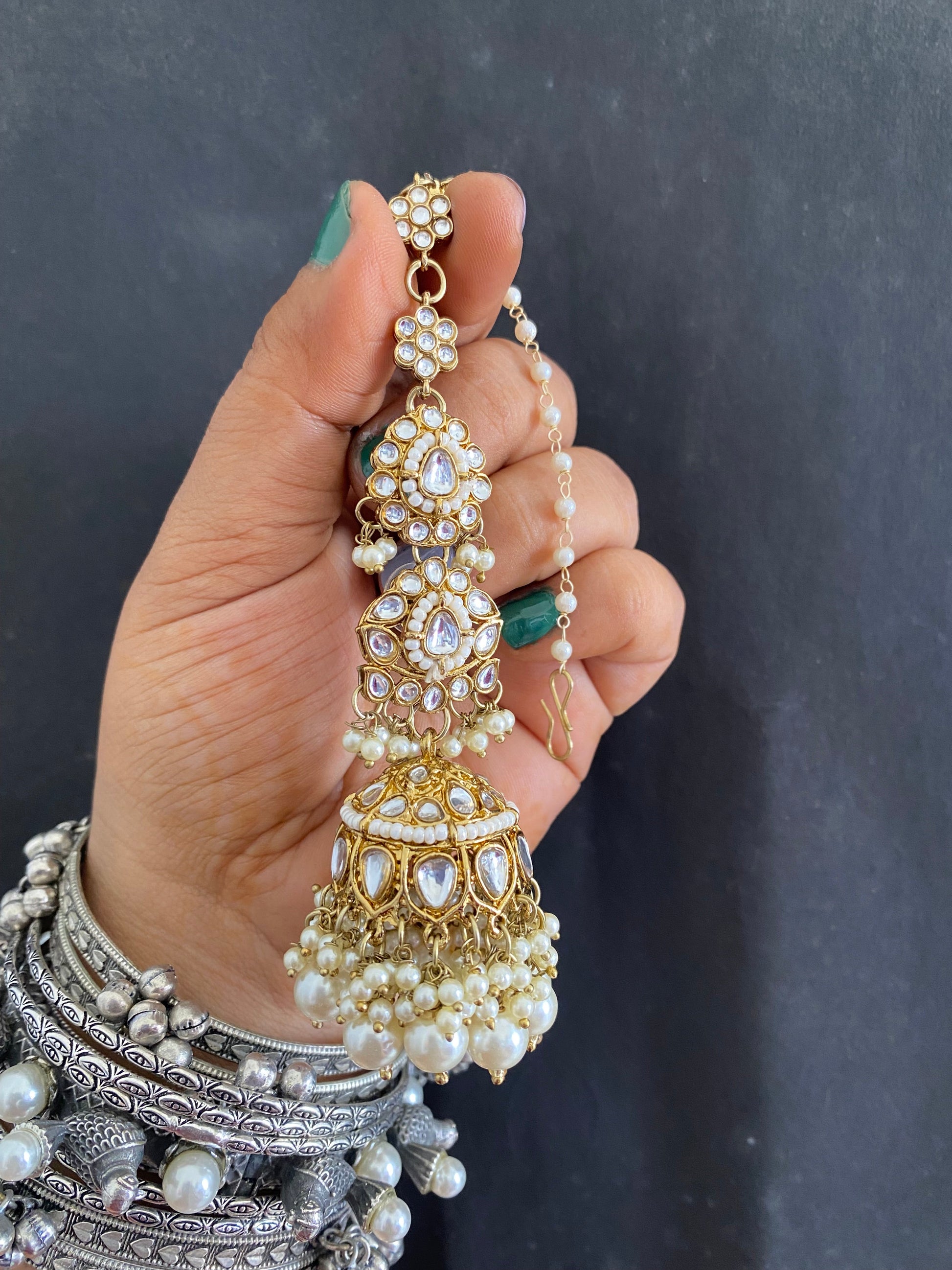 ALISHA JHUMKA WITH KAAN CHAIN Gehnacollections