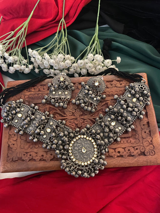 DIKSHA KUNDAN CHOKER SET Gehnacollections