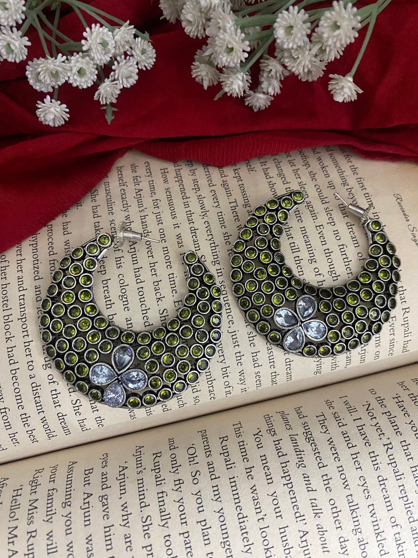 CHAND STUDS Gehnacollections