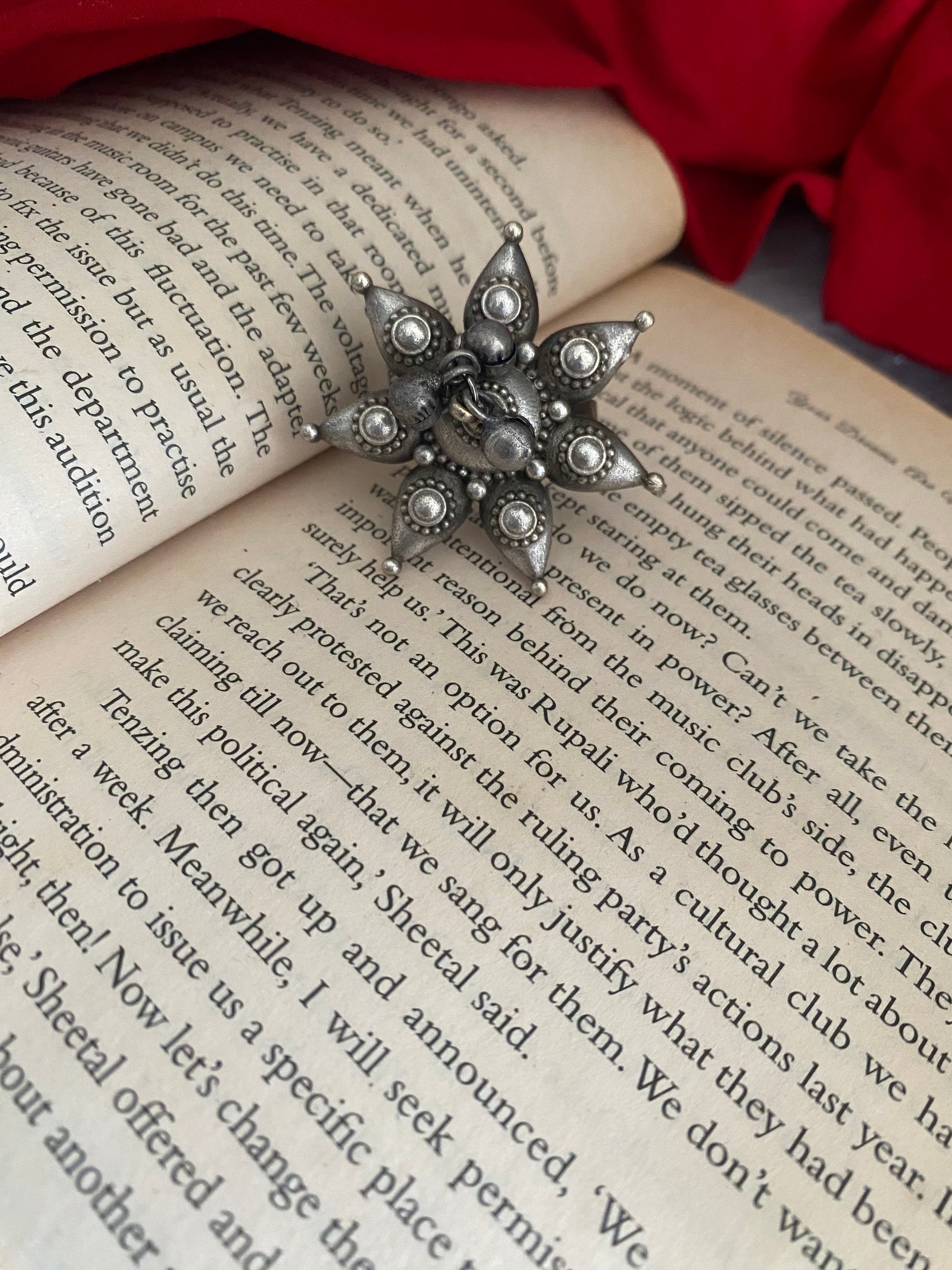 STAR GHUNGHROO RING Gehnacollections