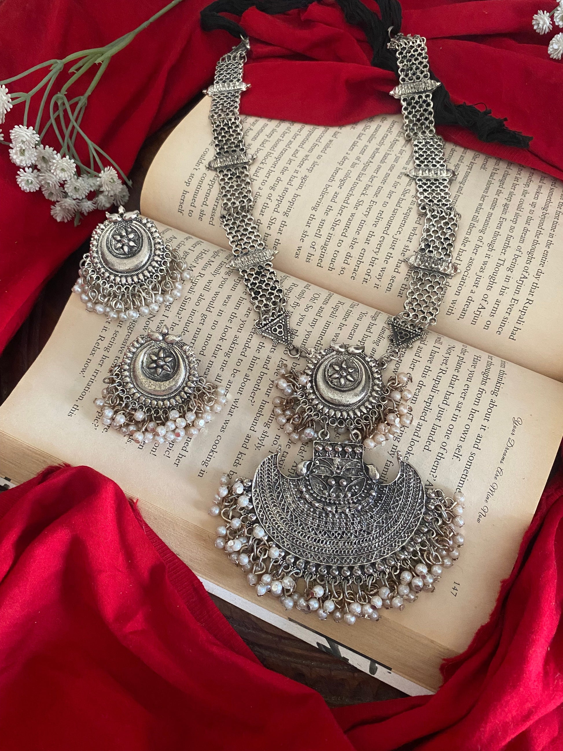 NEELA NECKLACE SET Gehnacollections