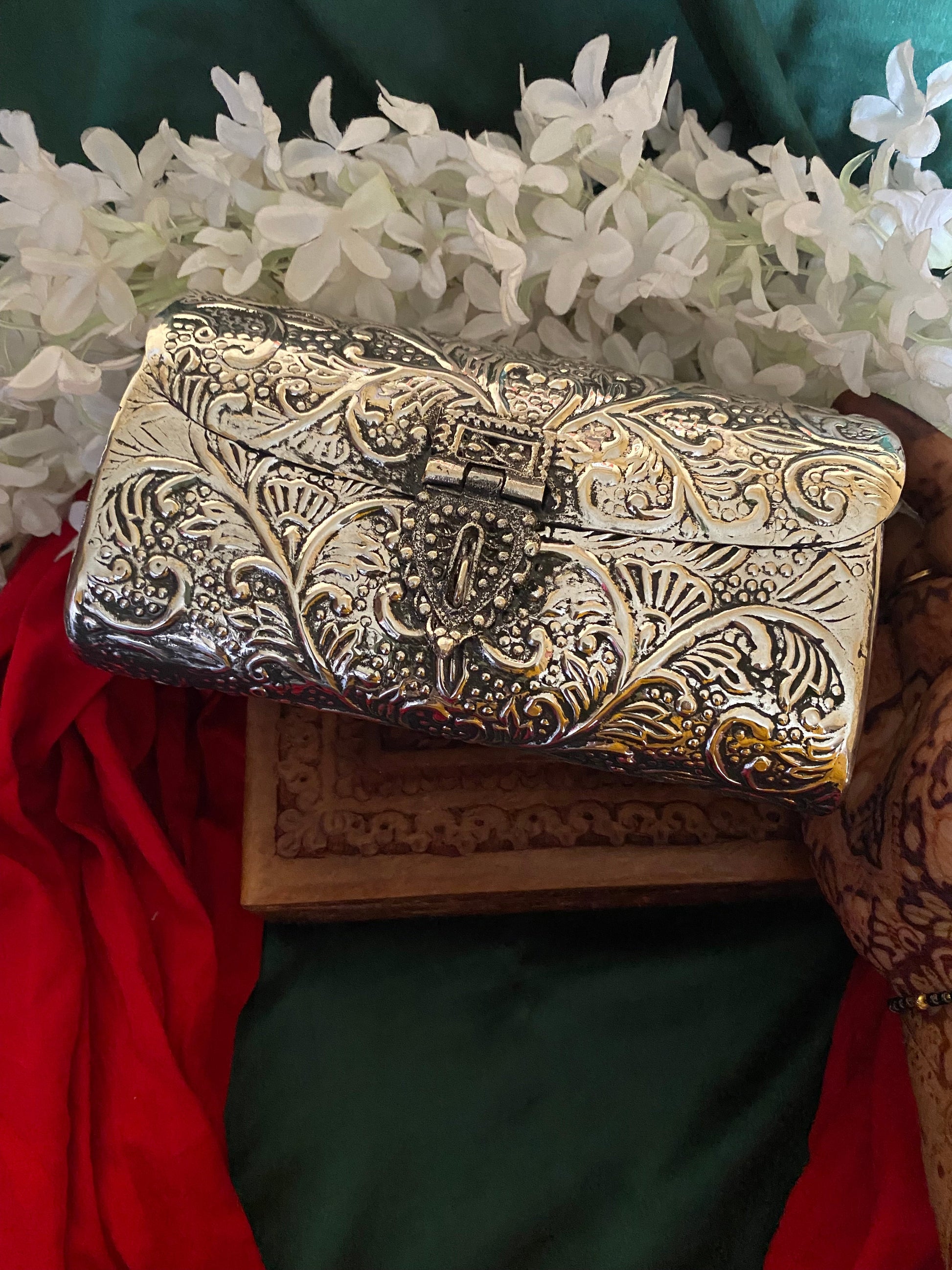 CHANDI BATUA Gehnacollections