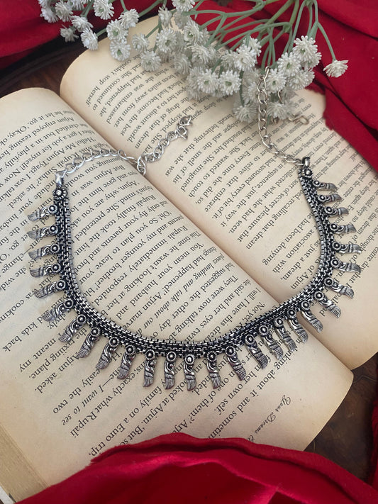 SLEEK CHOKER Gehnacollections