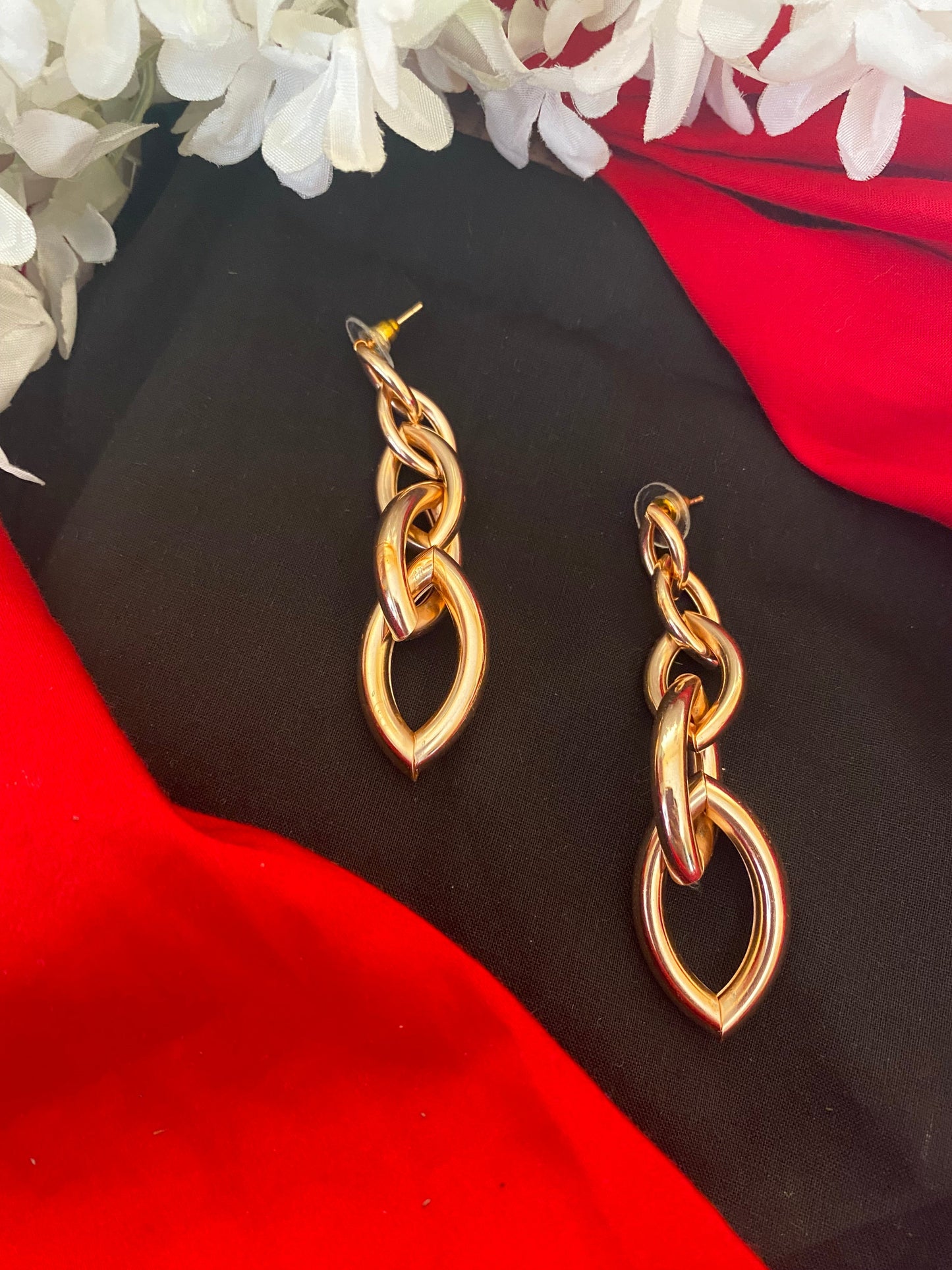 CHAIN EARRINGS Gehnacollections