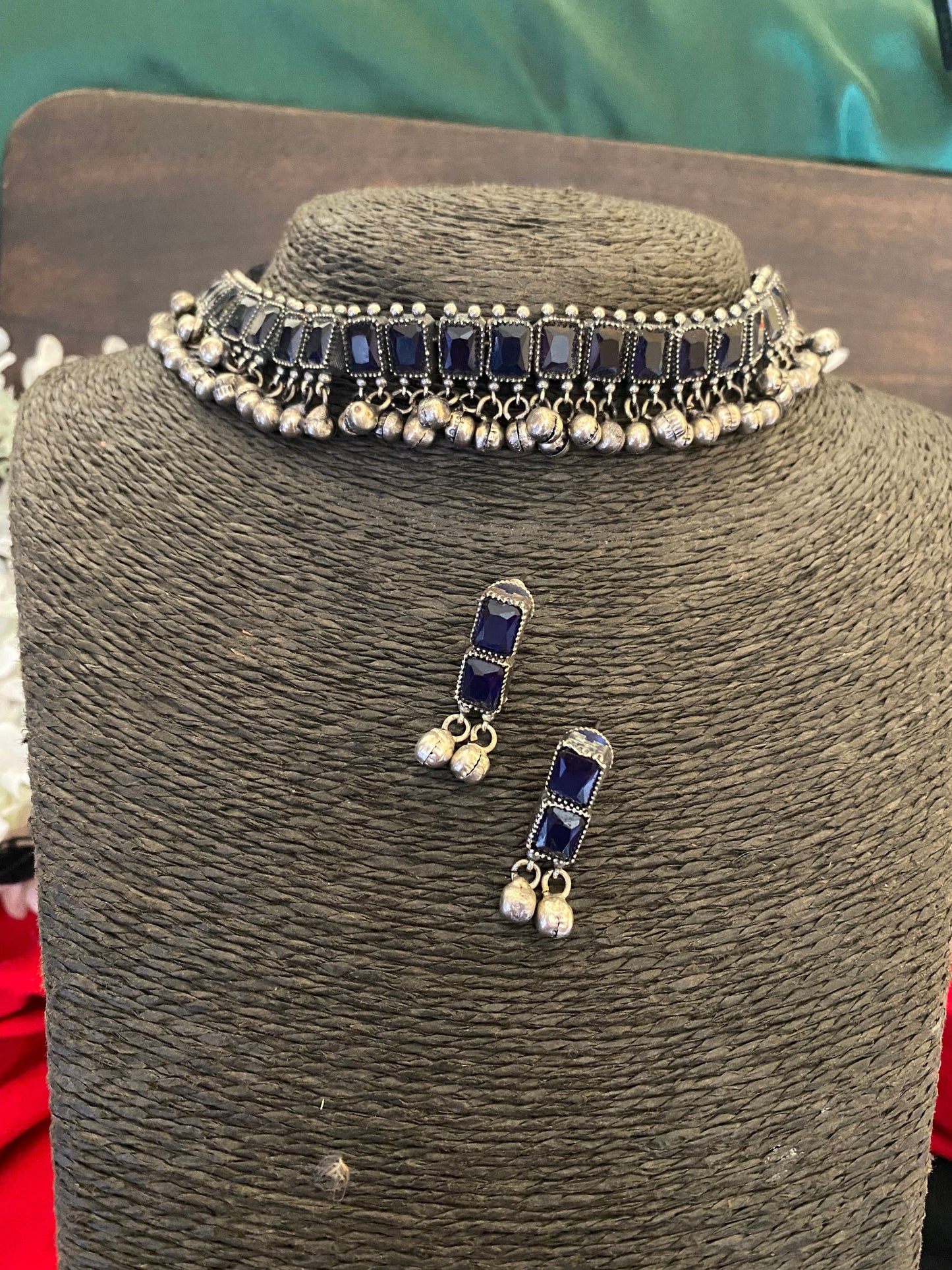 STONE CHOKER SET Gehnacollections