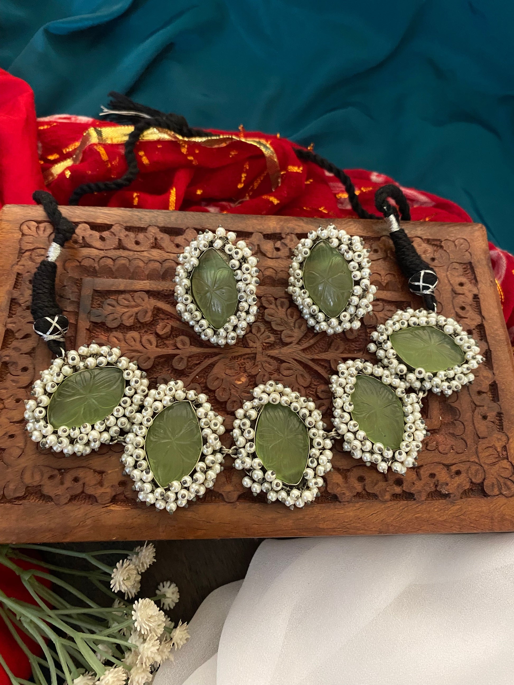 AKSHI CHOKER SET Gehnacollections