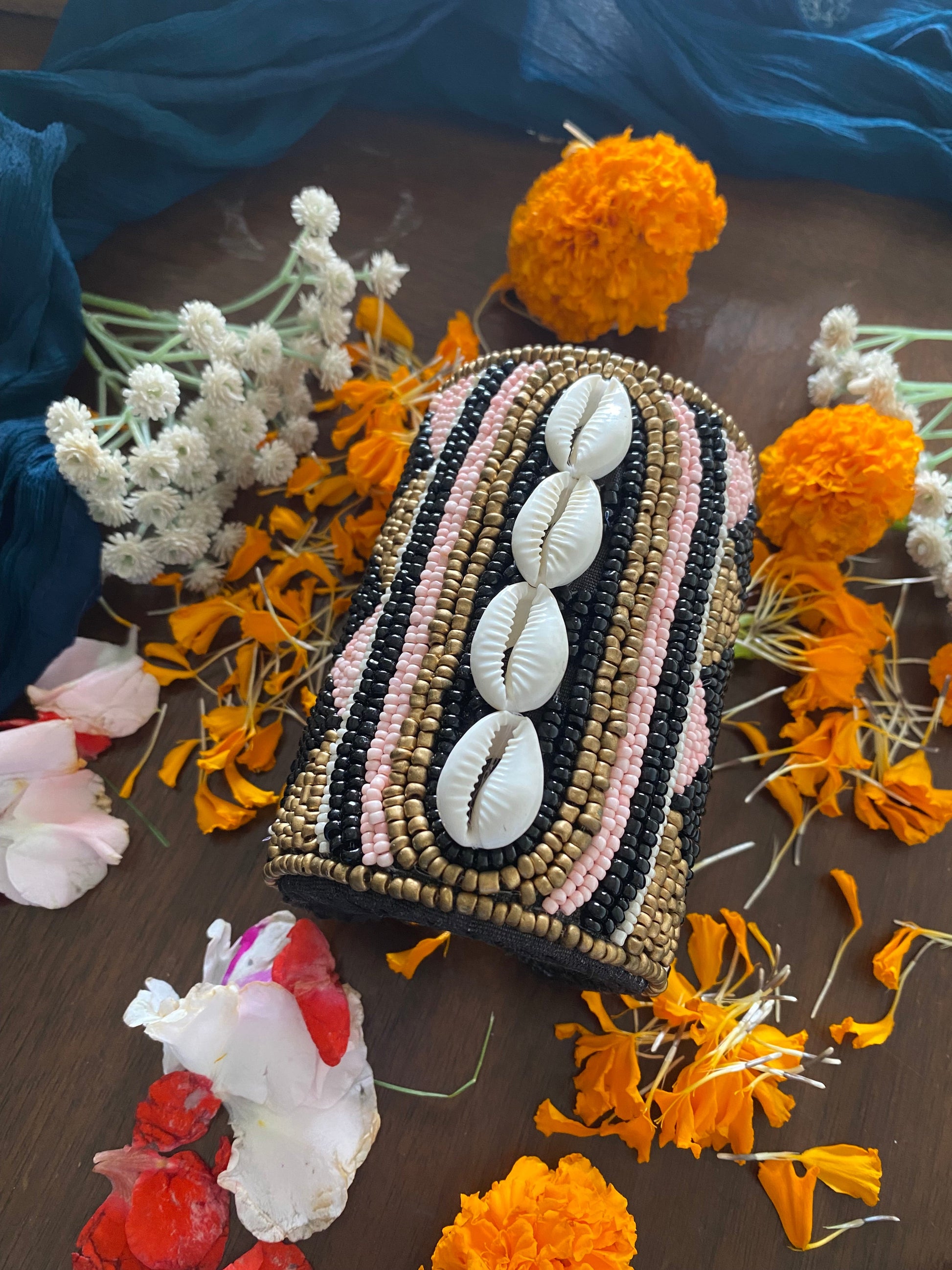 GUJARATI KADA Gehnacollections