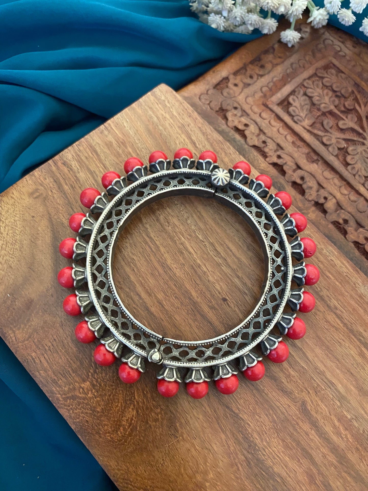 SHIVIKA MOTI KADA Gehnacollections