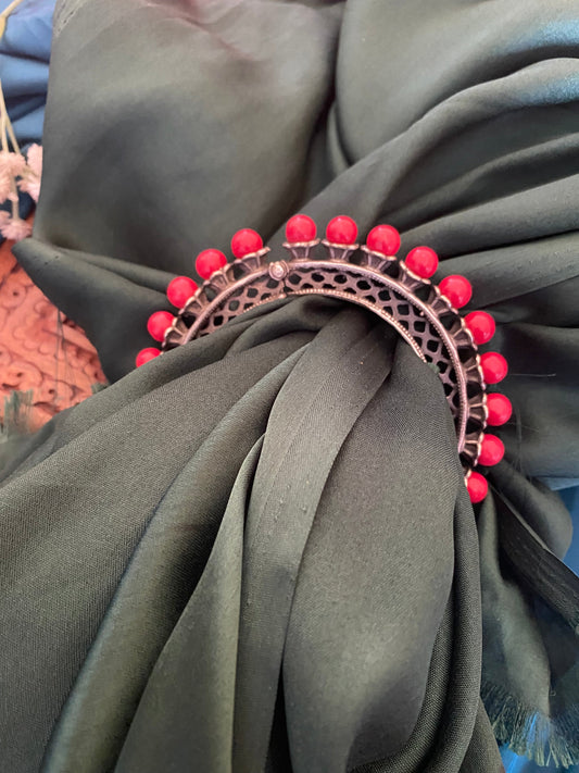 SHIVIKA MOTI KADA Gehnacollections