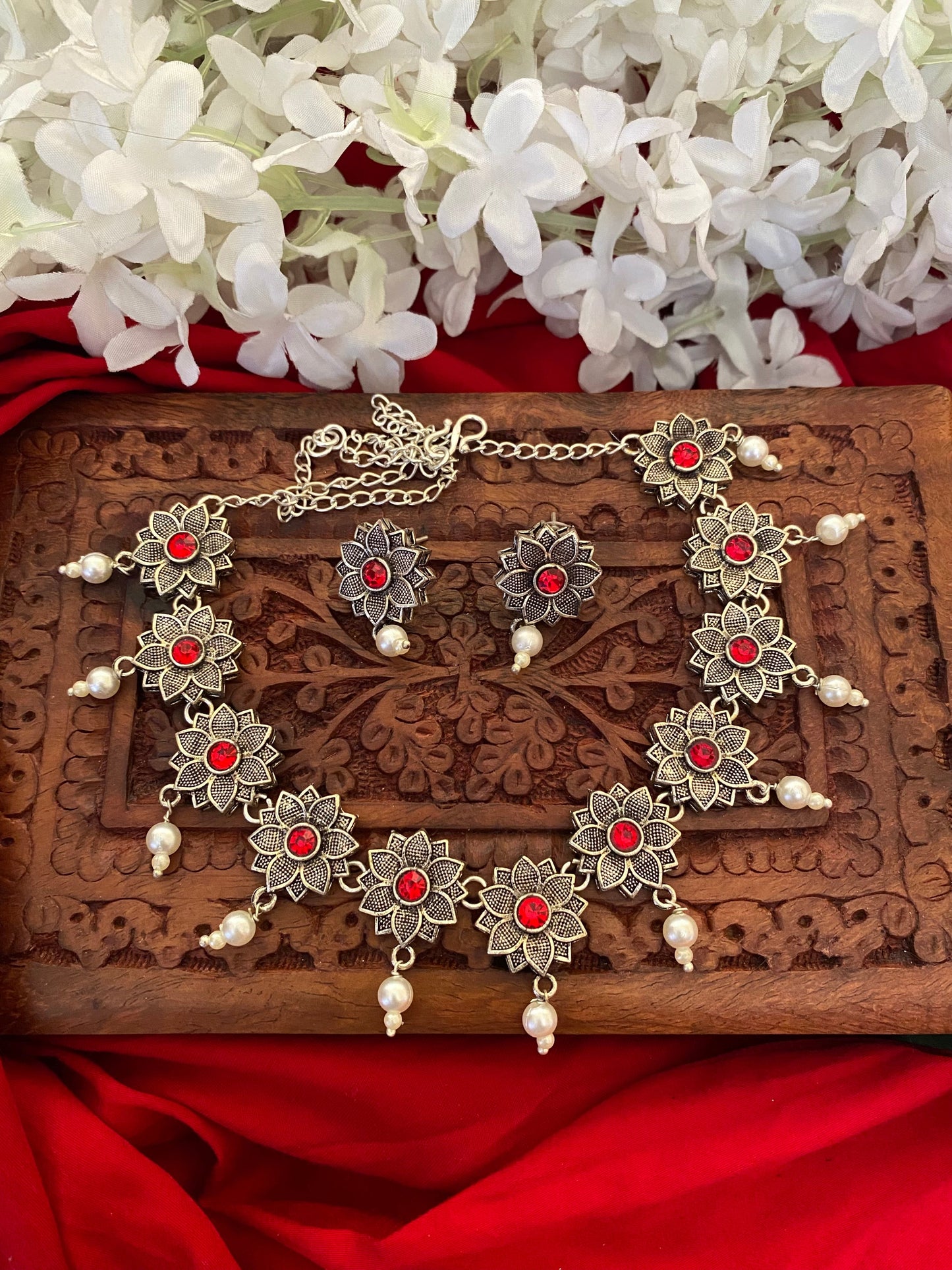 Floral choker set Gehnacollections