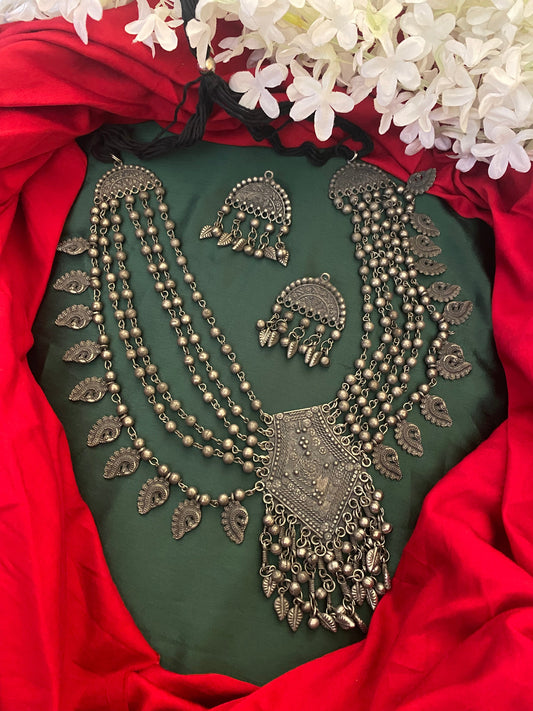 LAVANYA BLACK POLISH NECKLACE SET Gehnacollections