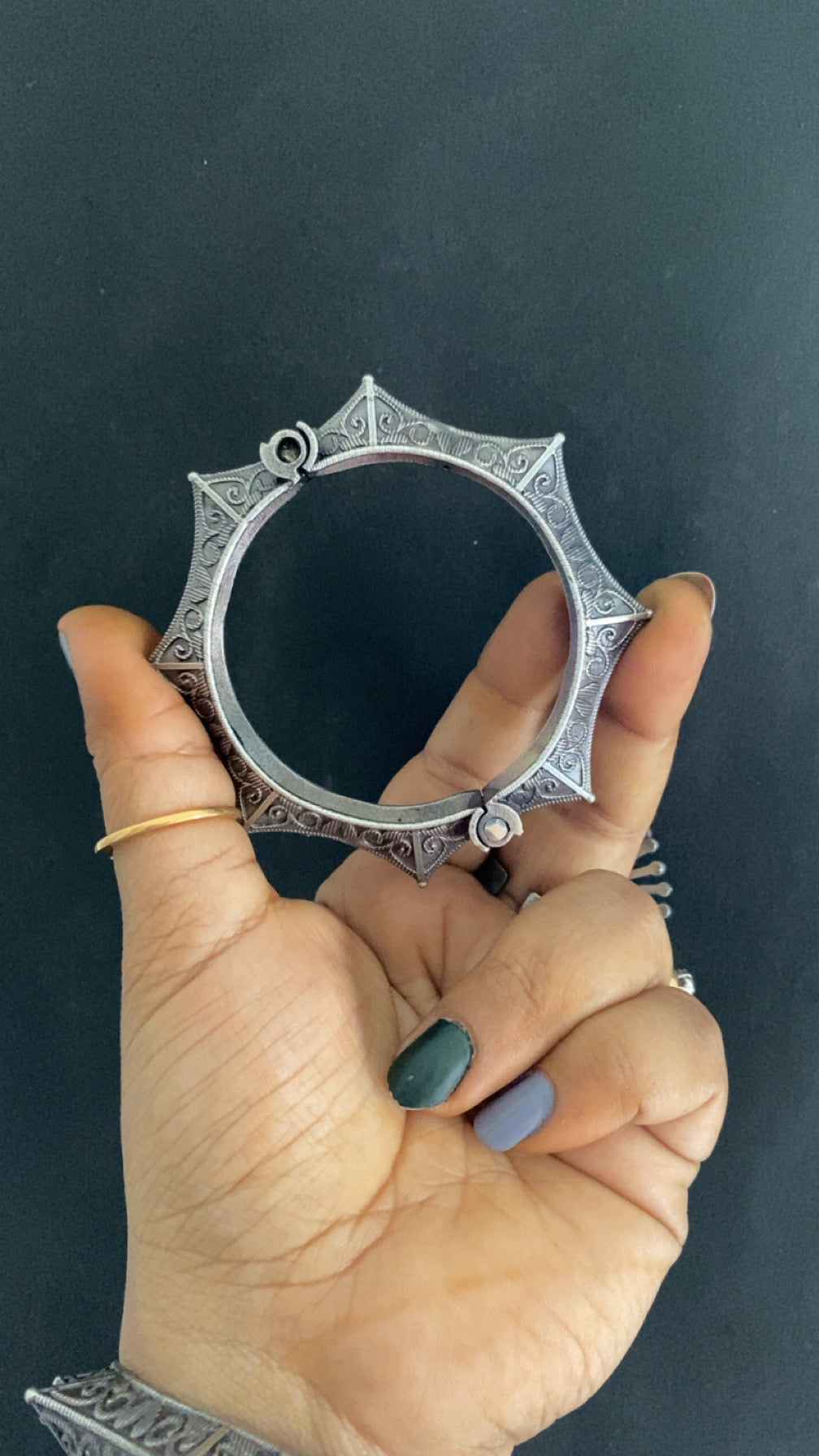 AVISHKA KADA Gehnacollections