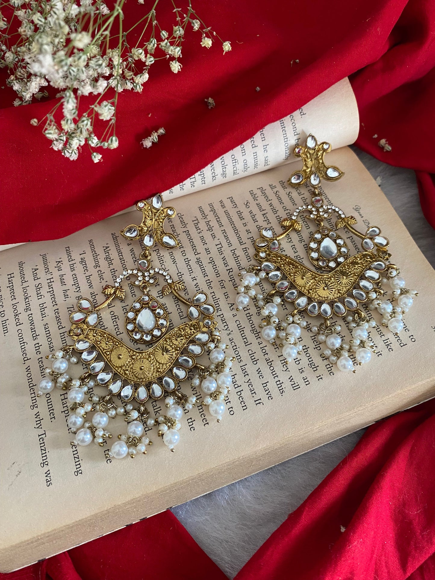 NITARA CHANDBALI Gehnacollections