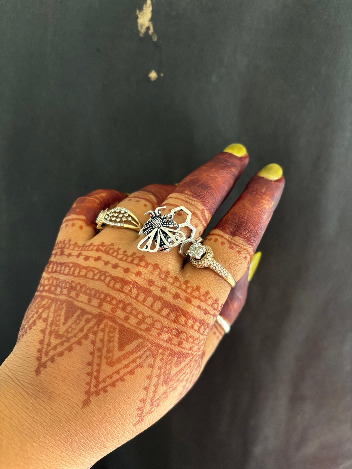 Honeybee Ring Gehnacollections