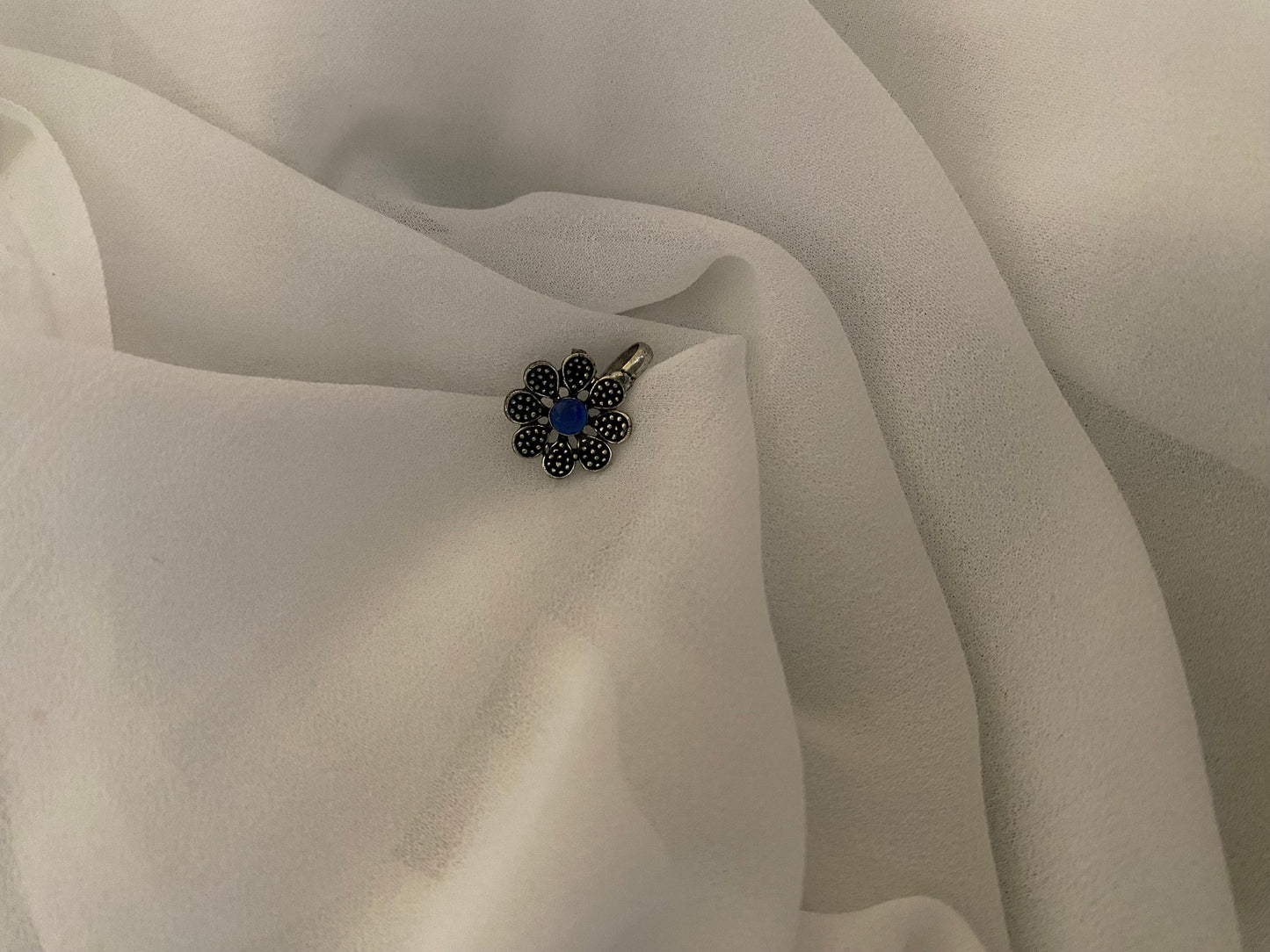 CLIP ON NOSEPIN Gehnacollections