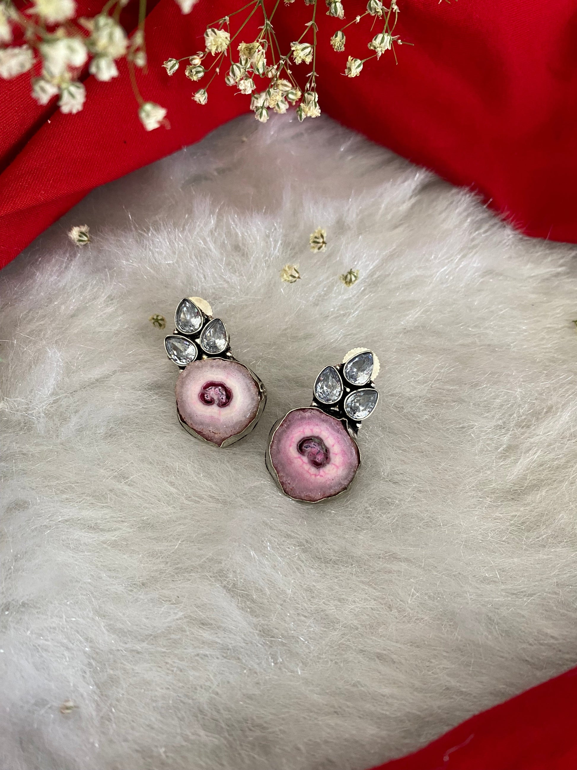 UNFINISHED STONE STUDS Gehnacollections