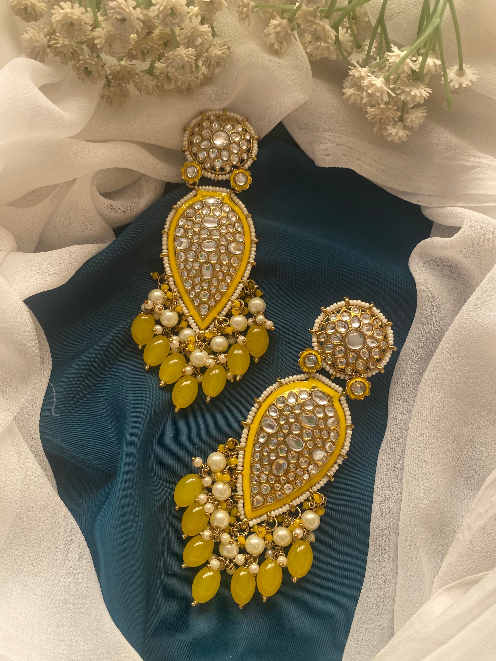 VAMIKA CHANDBALI Gehnacollections