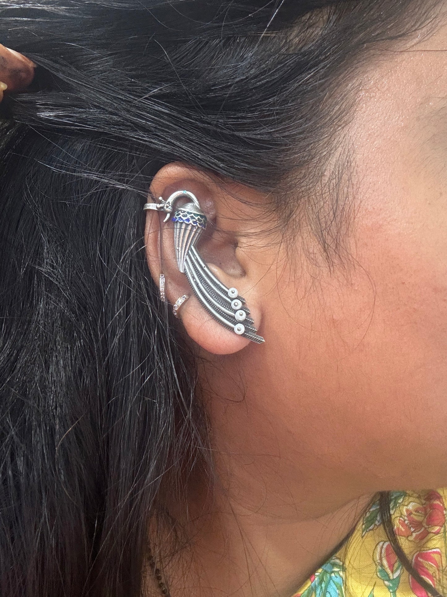 MOR PEARL STUDS AND EARCUFF Gehnacollections