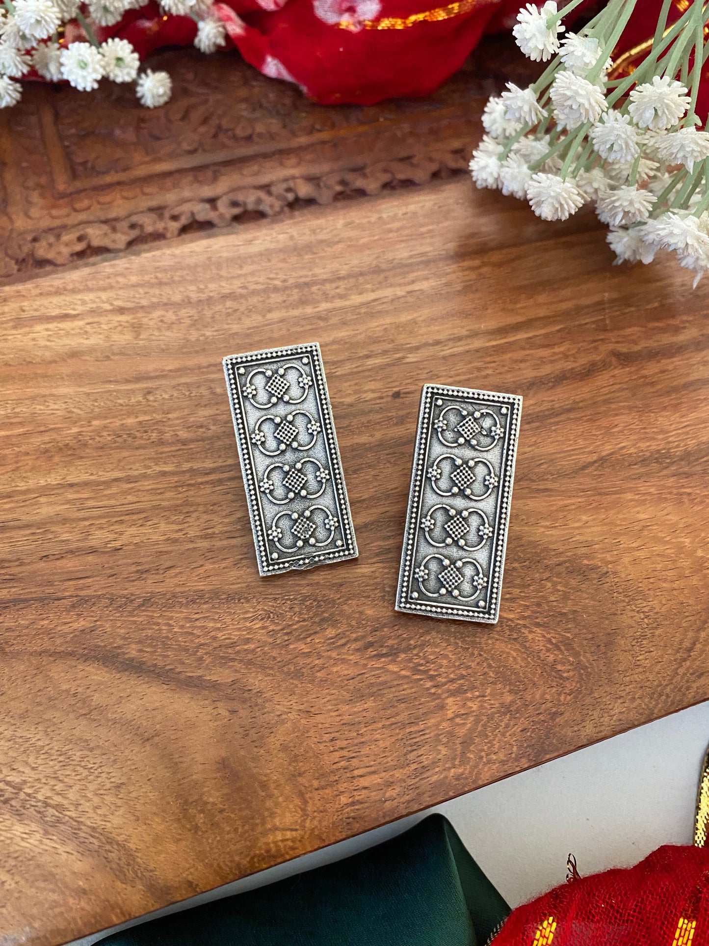 RECTANGLE STUDS Gehnacollections