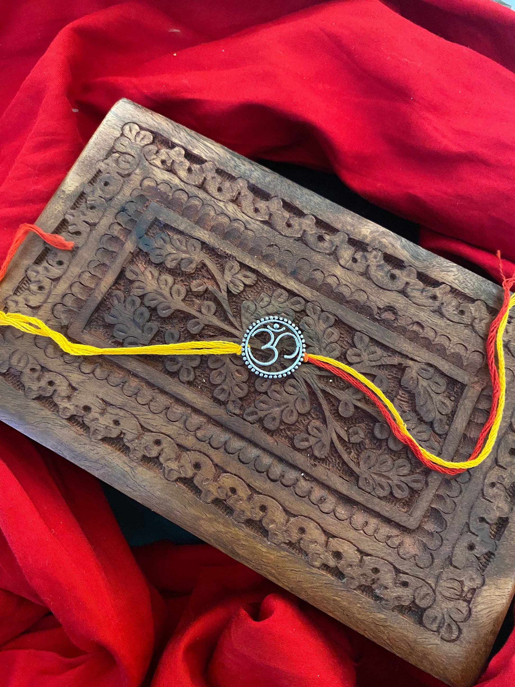 RAKHI Gehnacollections