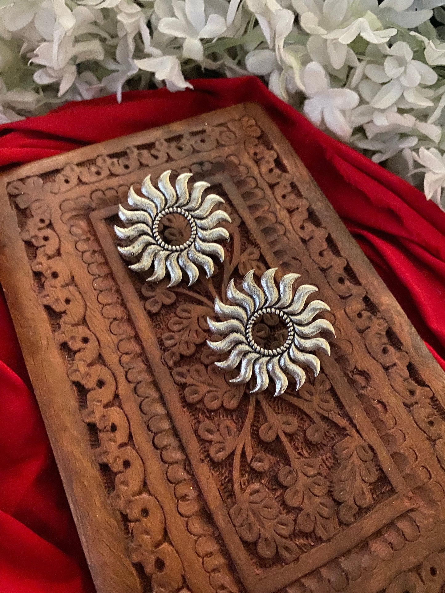 SURAJ STUDS Gehnacollections