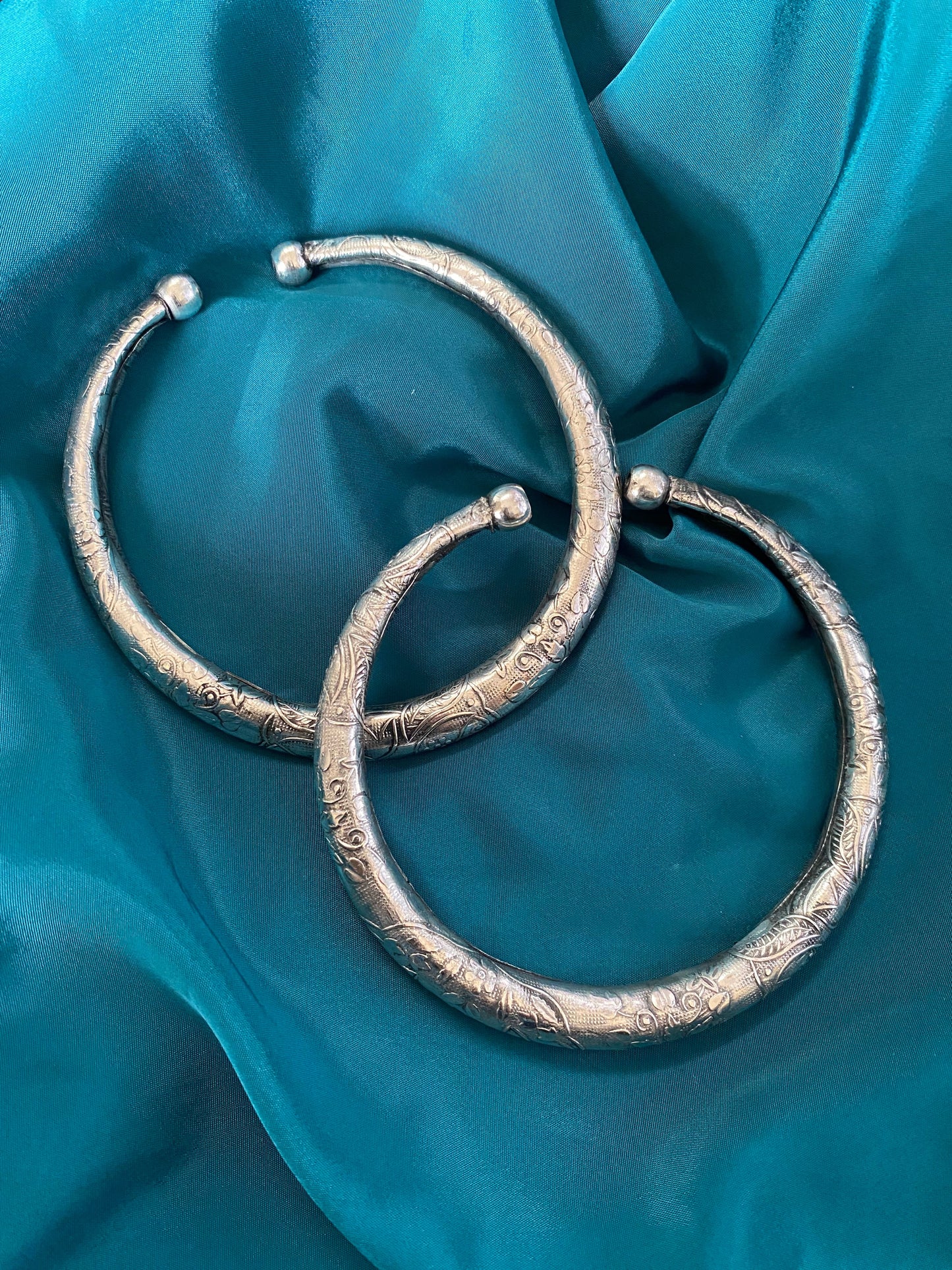 LEG KADA Gehnacollections