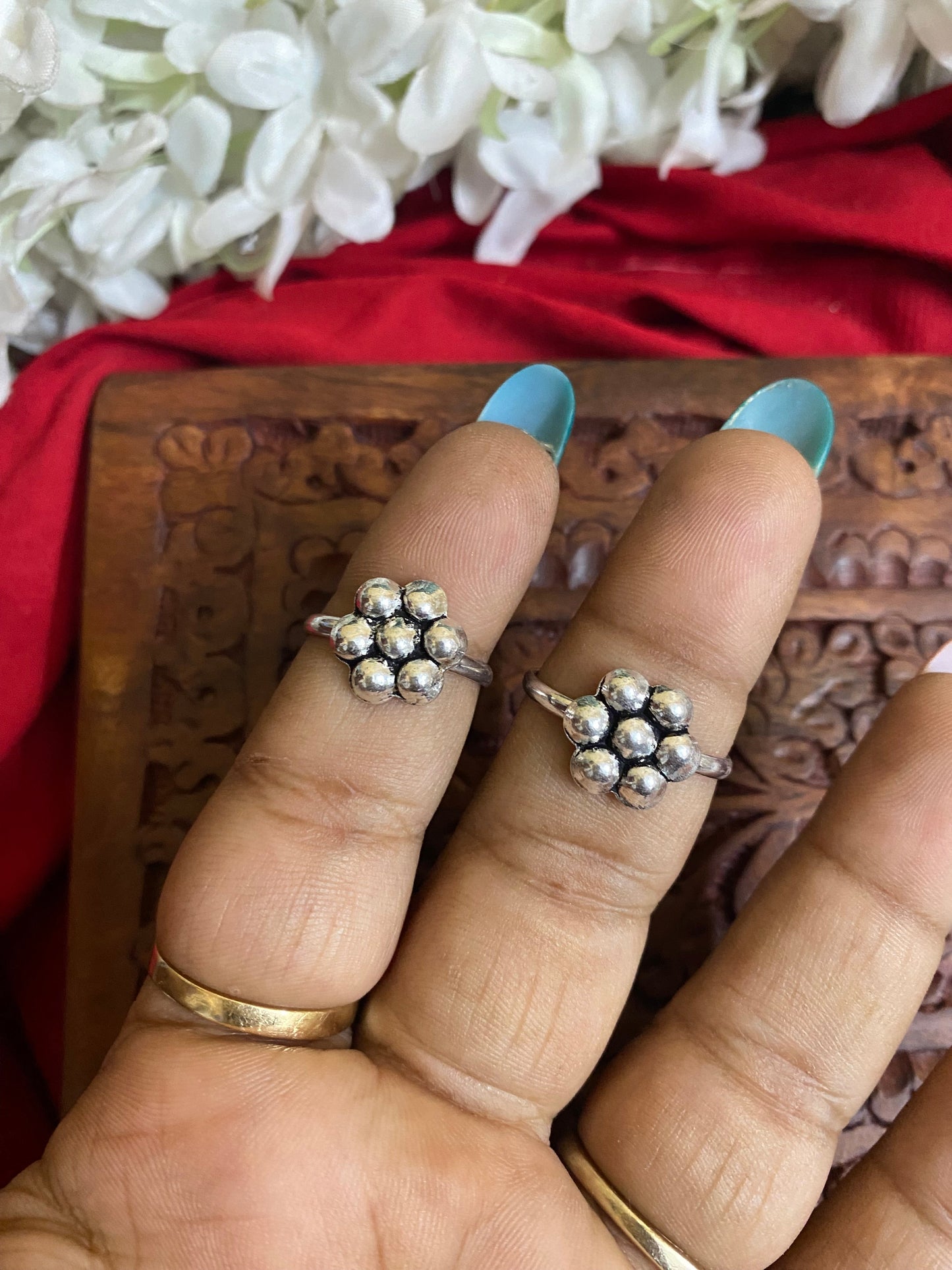 FLOWER TOE RING Gehnacollections
